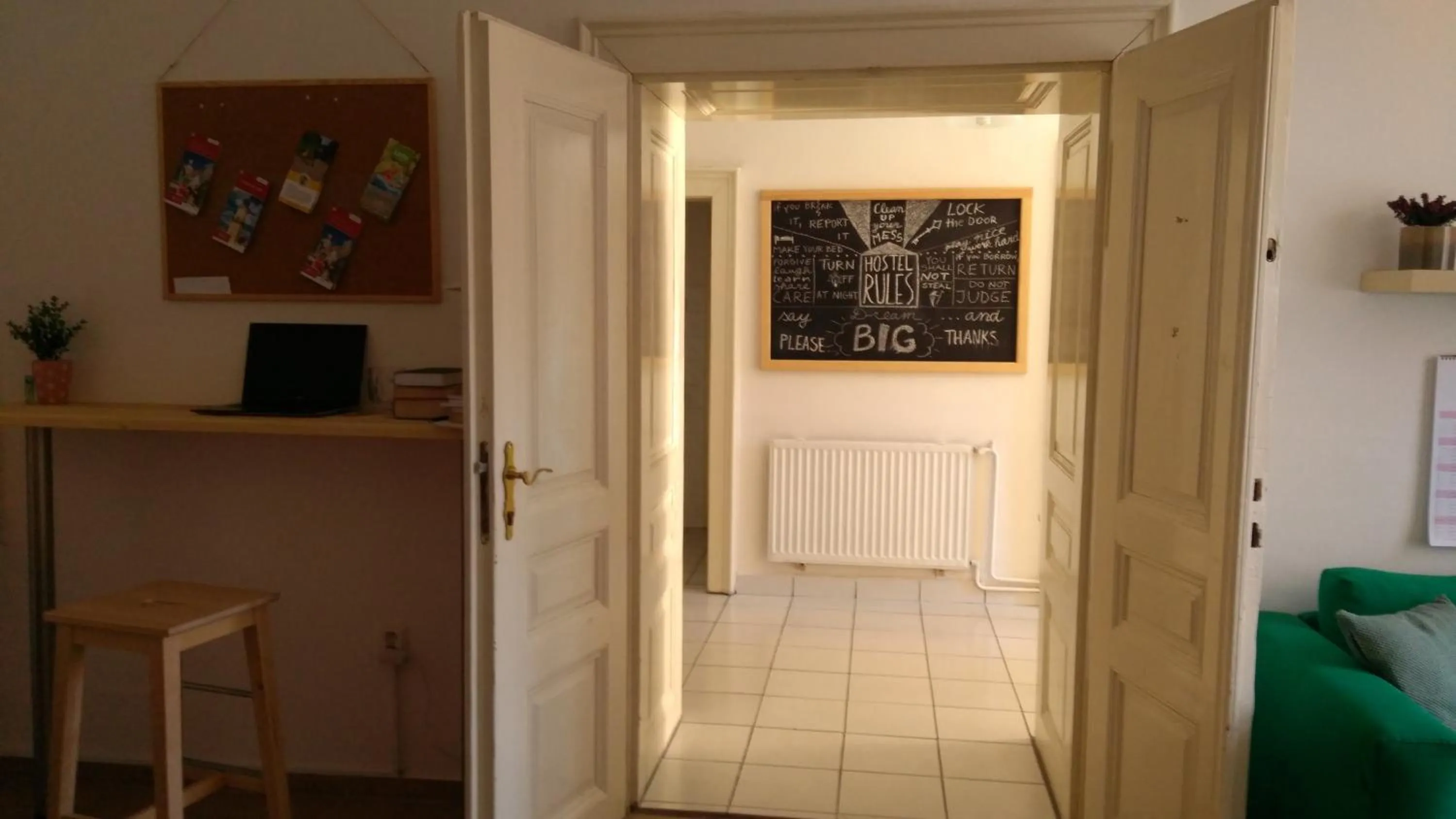 Decorative detail in GRAN hostel