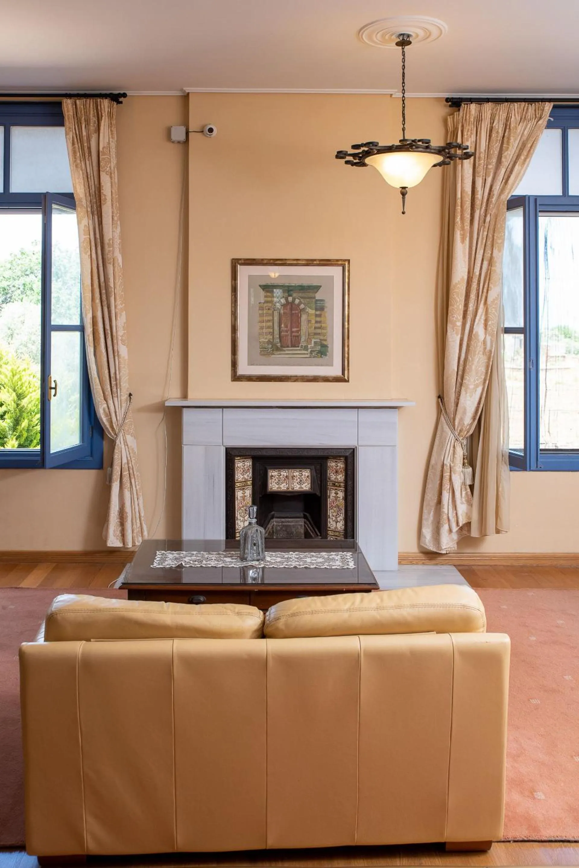 Living room in Sourediko