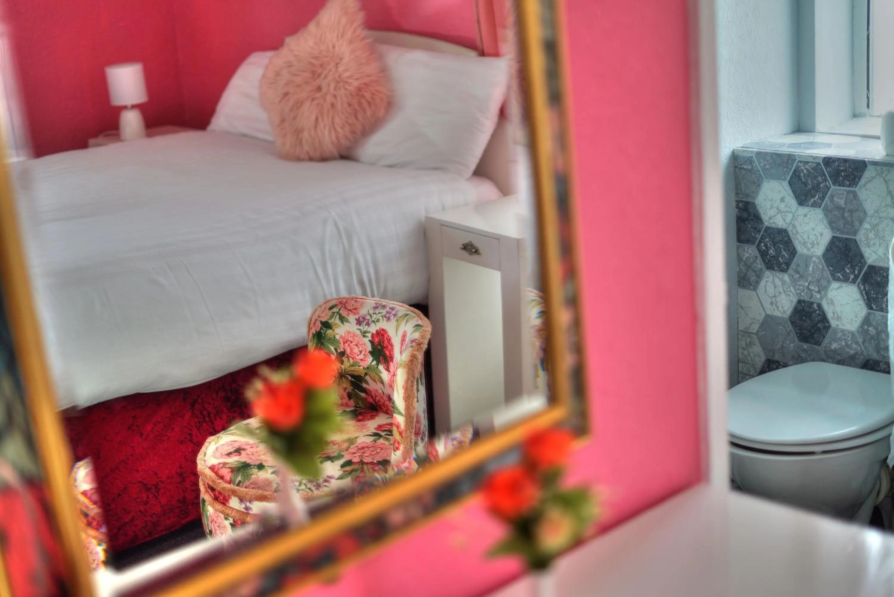 Bedroom, Bed in Villa Rose