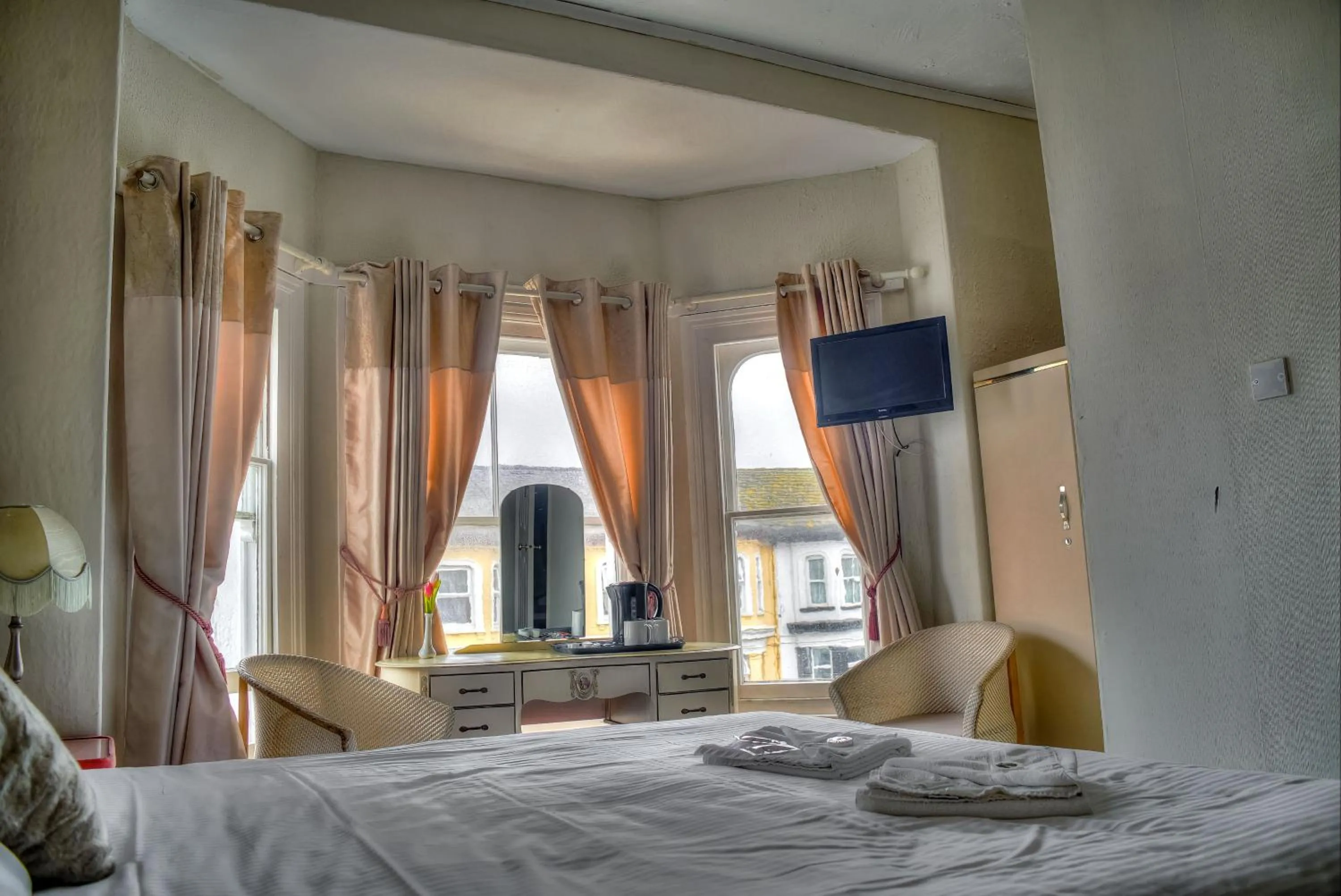 Bedroom, Bed in Villa Rose