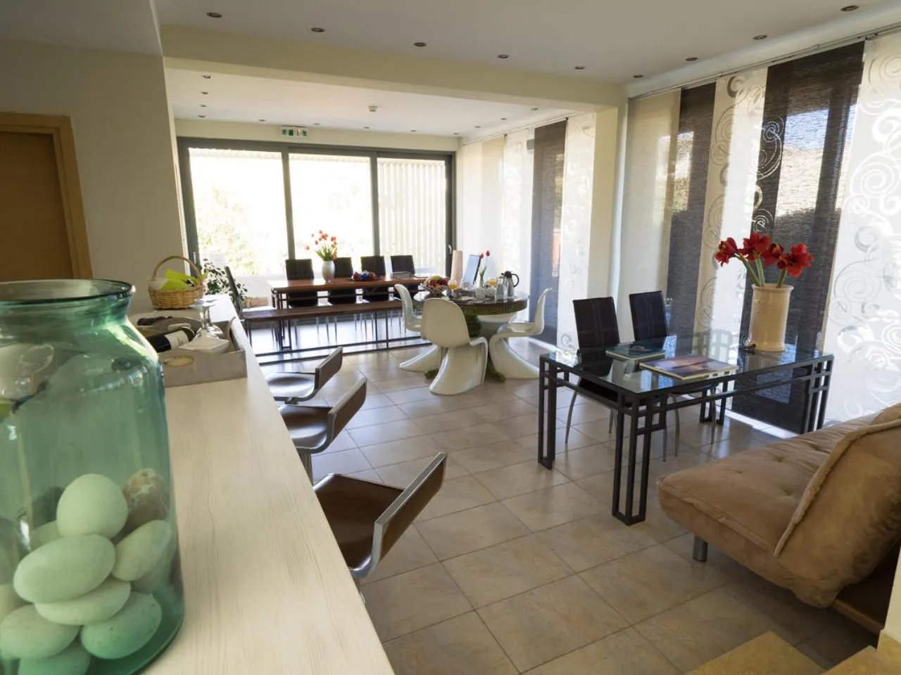 Communal lounge/ TV room in Almyra Hotel