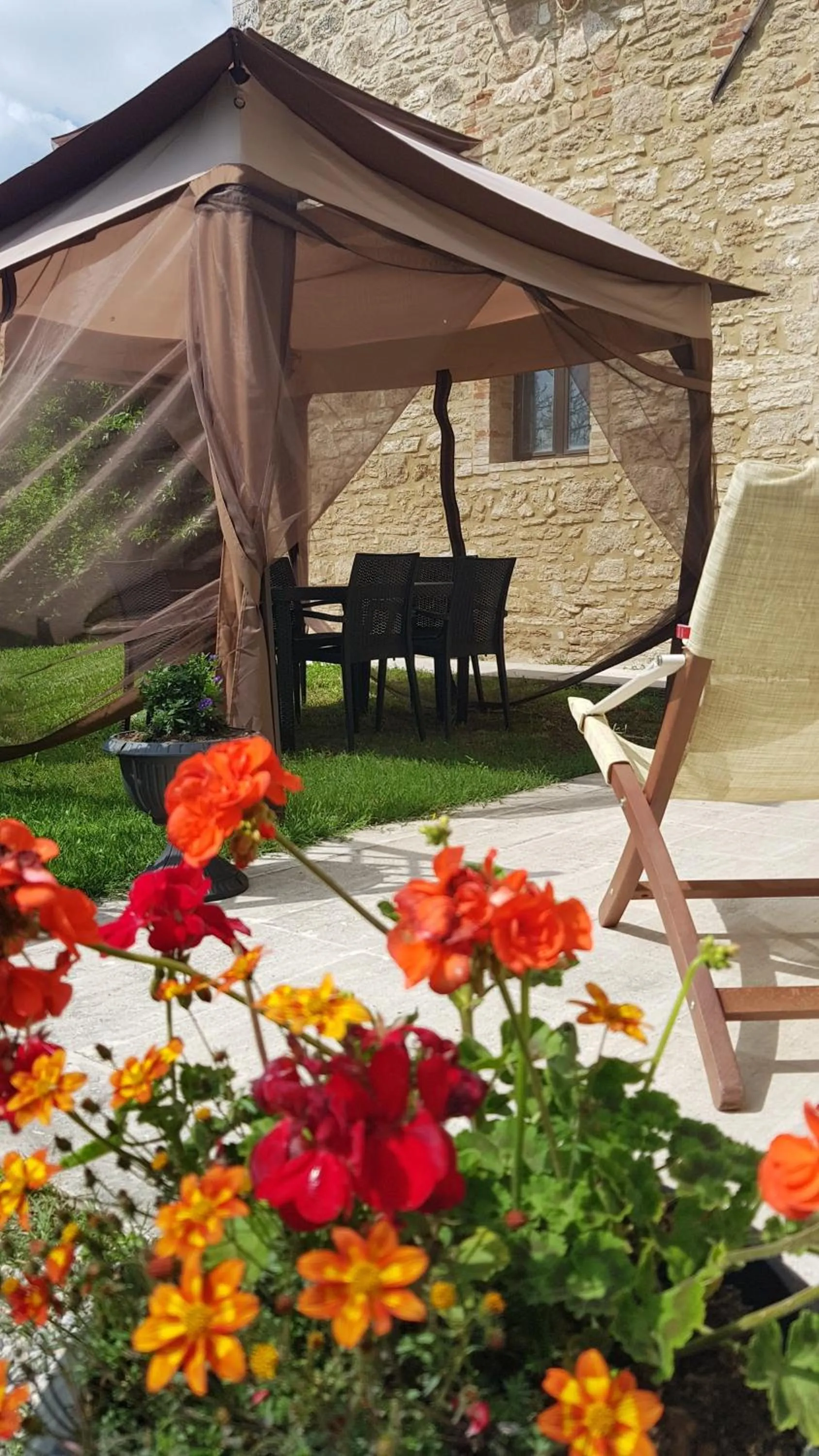 Garden in San Paterno B&B