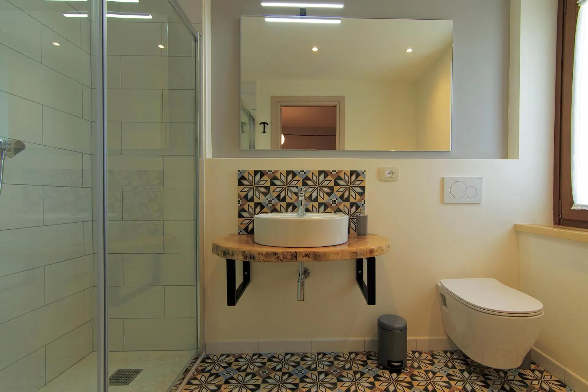 Bathroom in San Paterno B&B