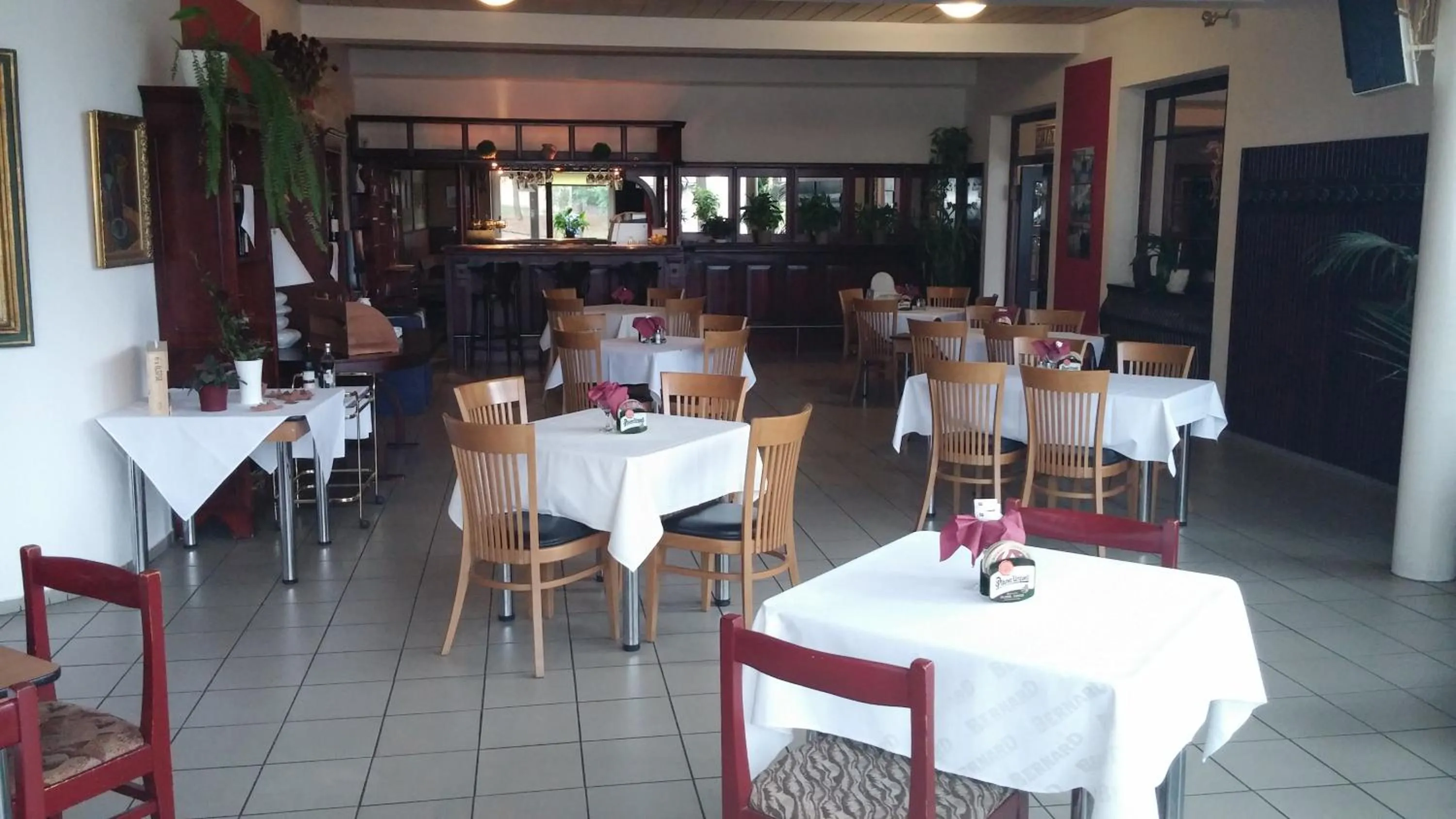 Restaurant/places to eat in Hotel Rozvoj