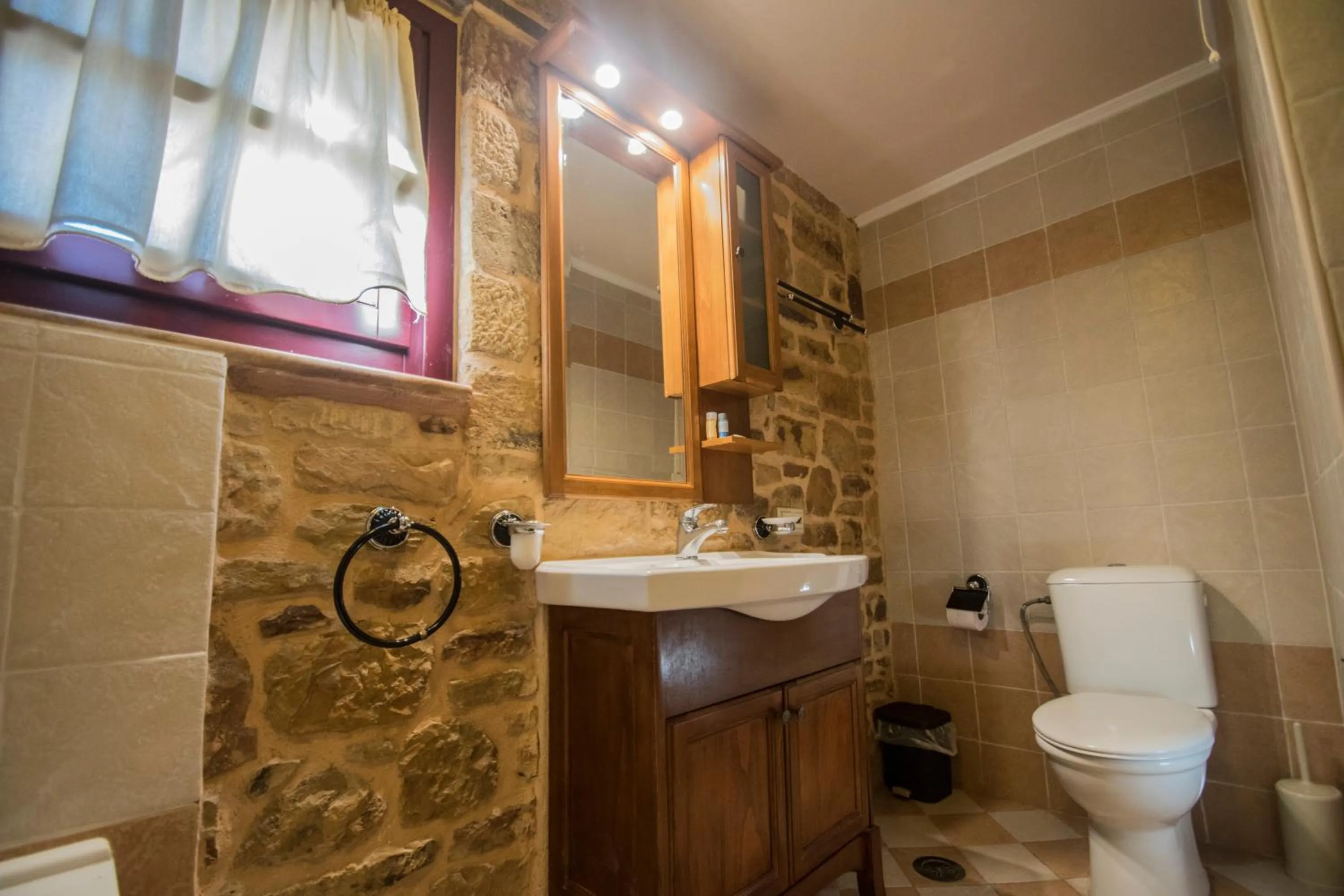 Bathroom in Archontiko Riziko