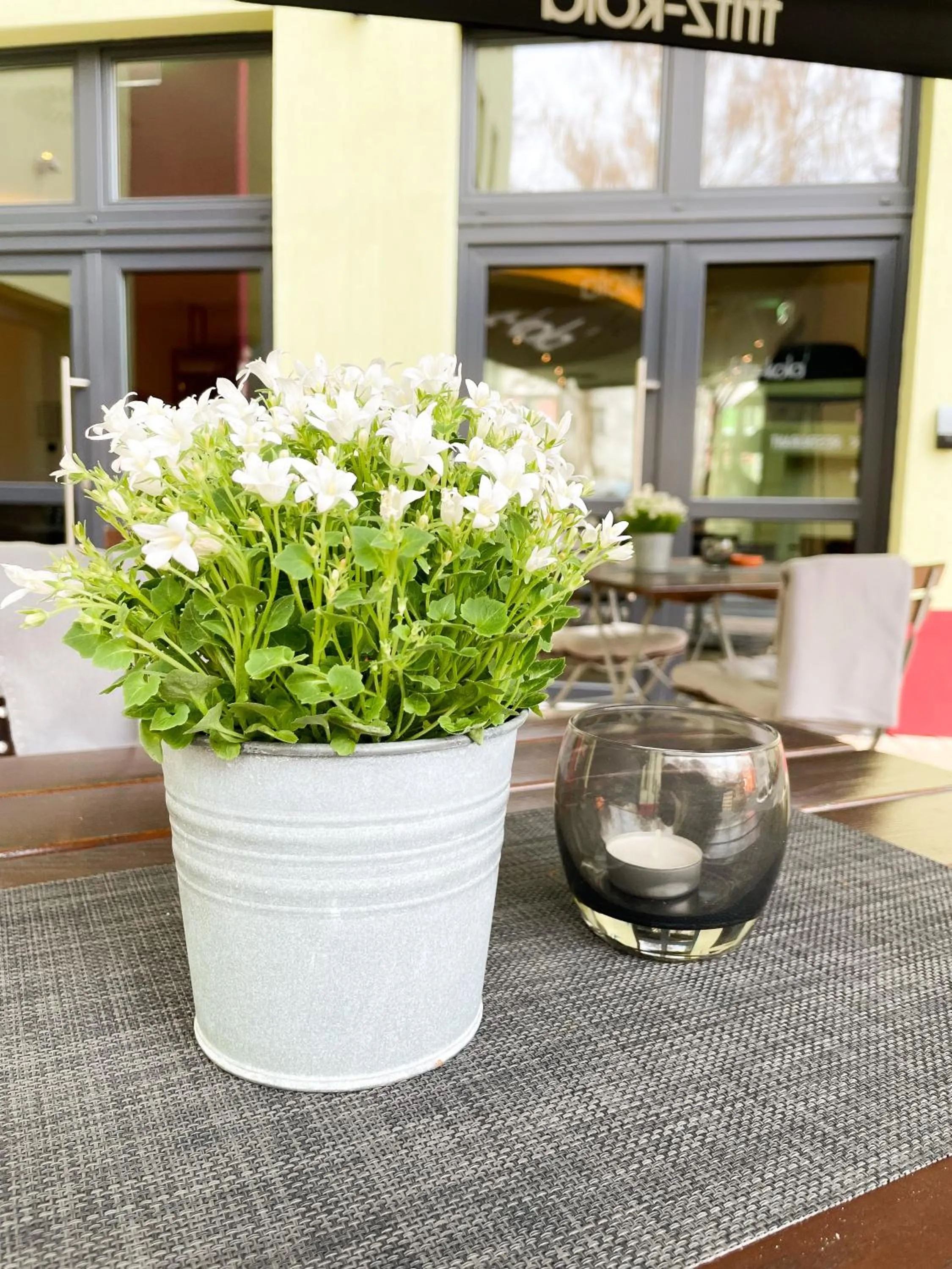 Patio in HOLI City Apart Hotel Berlin