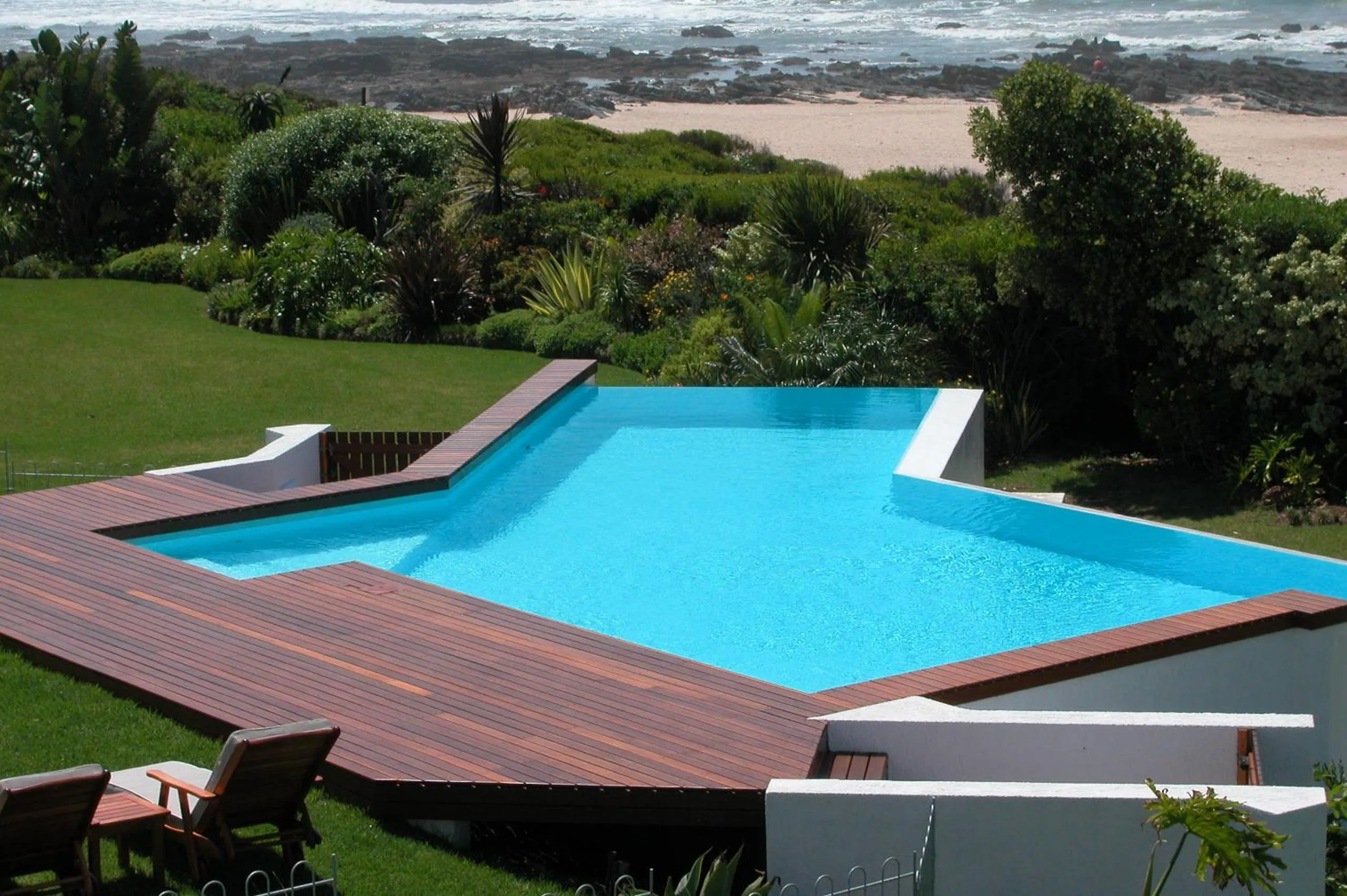 Swimming pool in Diaz 15 House on the Bay