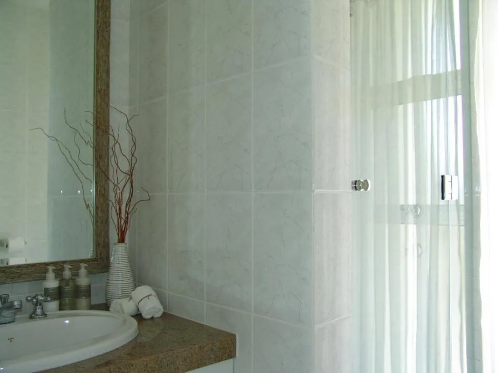 Bathroom in Diaz 15 House on the Bay