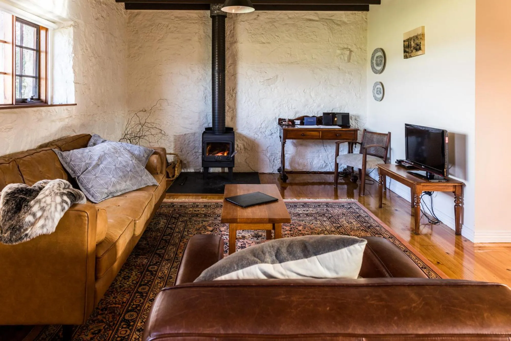 Living room in Daisy Bank Cottages