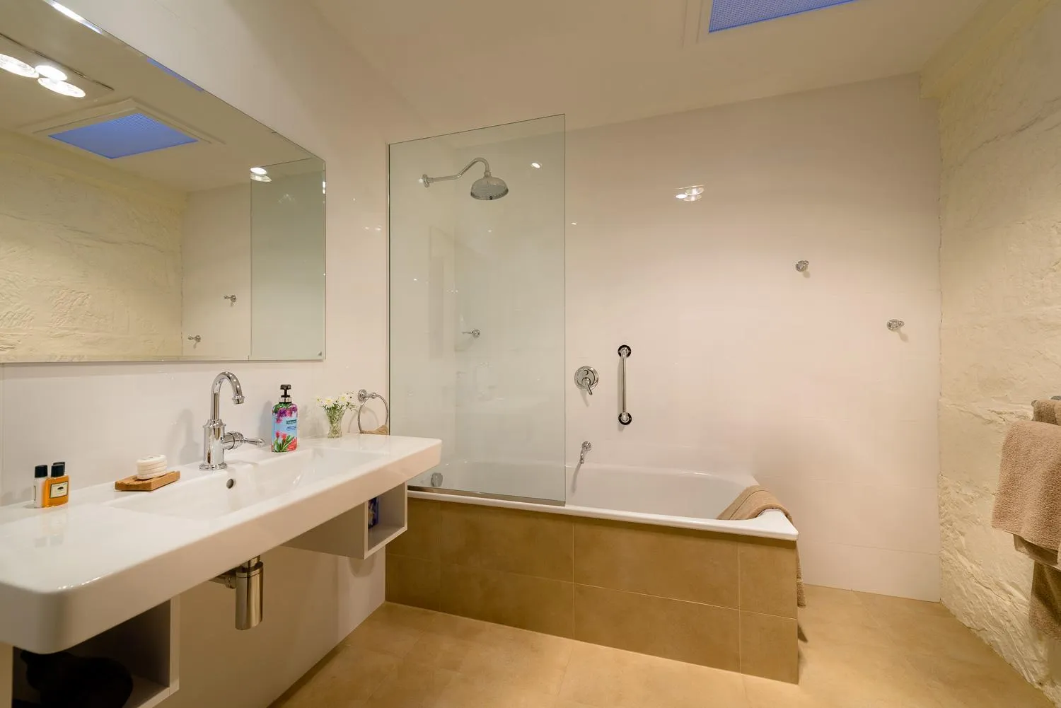 Bathroom in Daisy Bank Cottages
