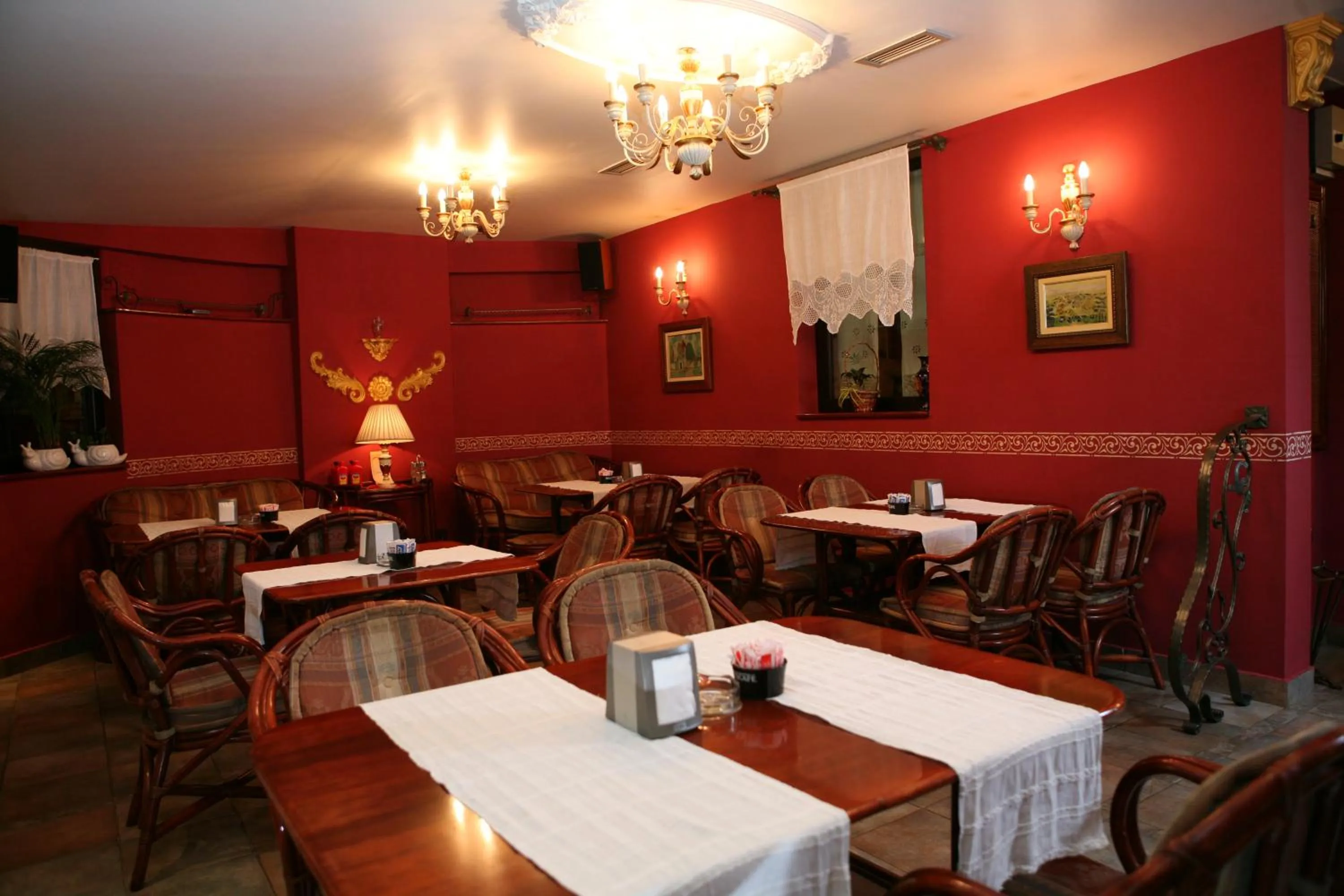 Restaurant/places to eat in Hotel Villa Viktorija