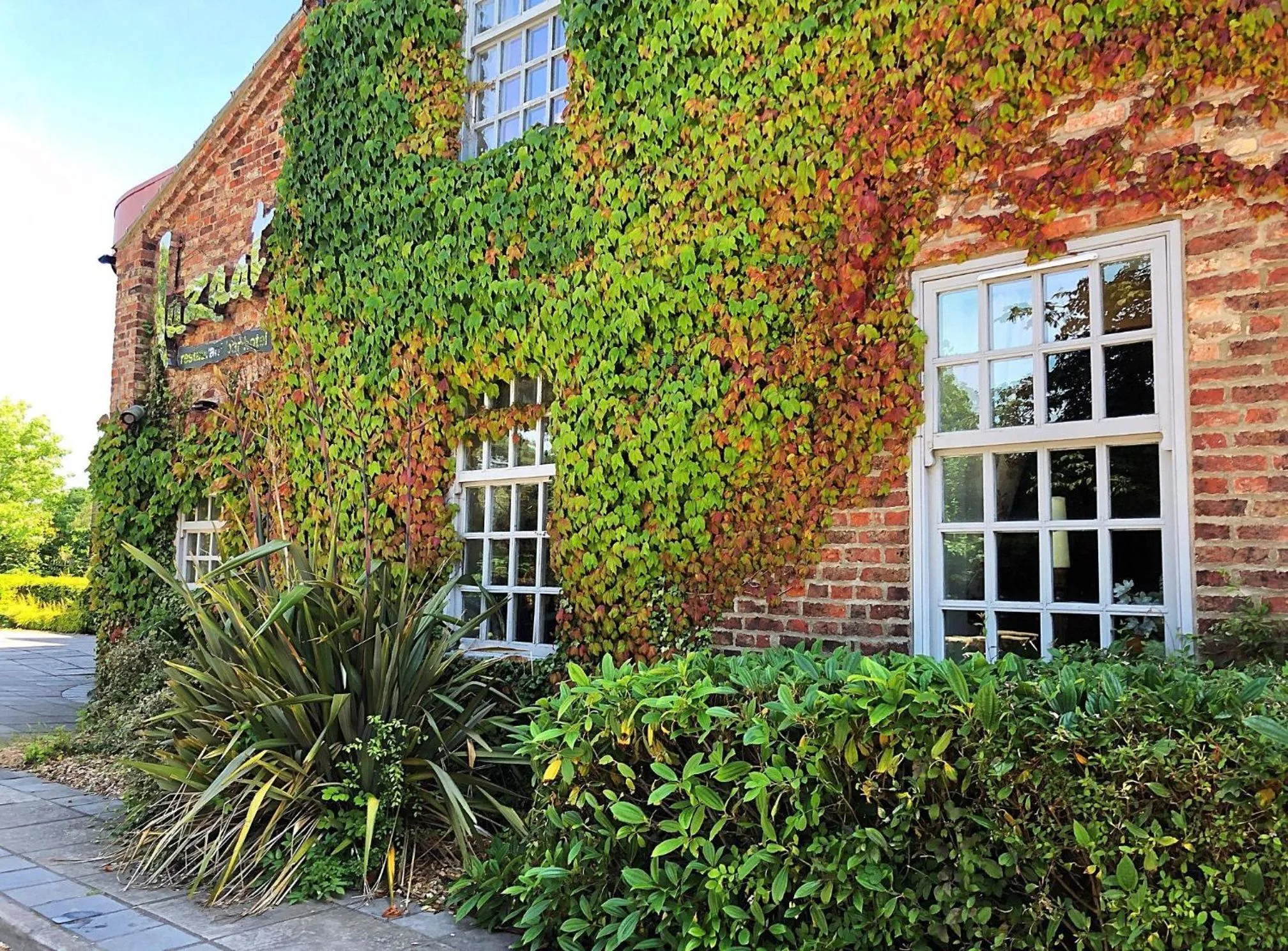 Property building in Lazaat Hotel