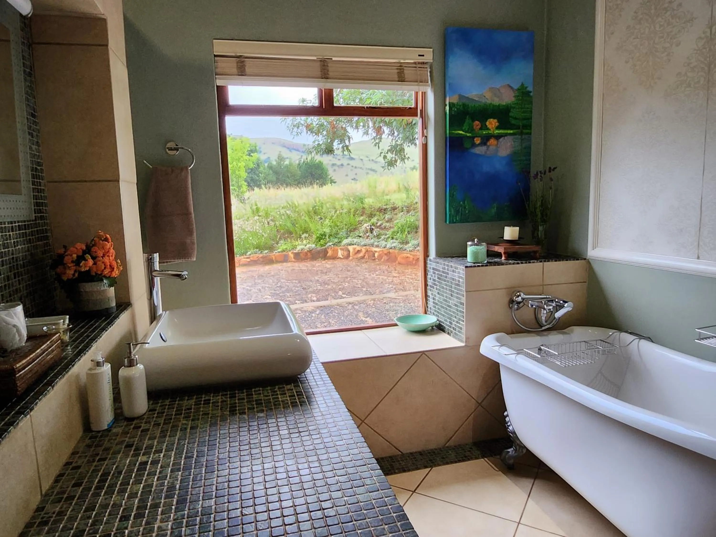 Garden in Stonecutters Lodge