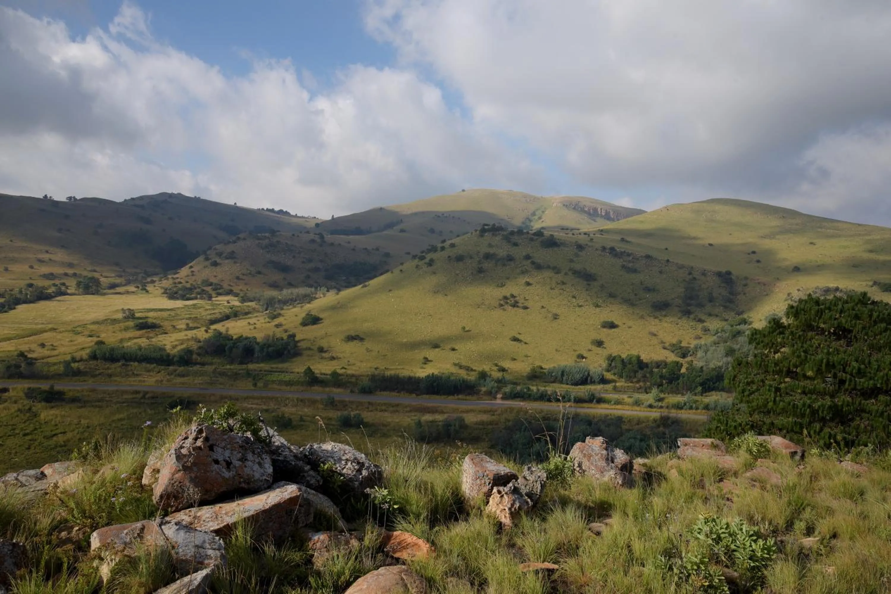 Hiking in Stonecutters Lodge