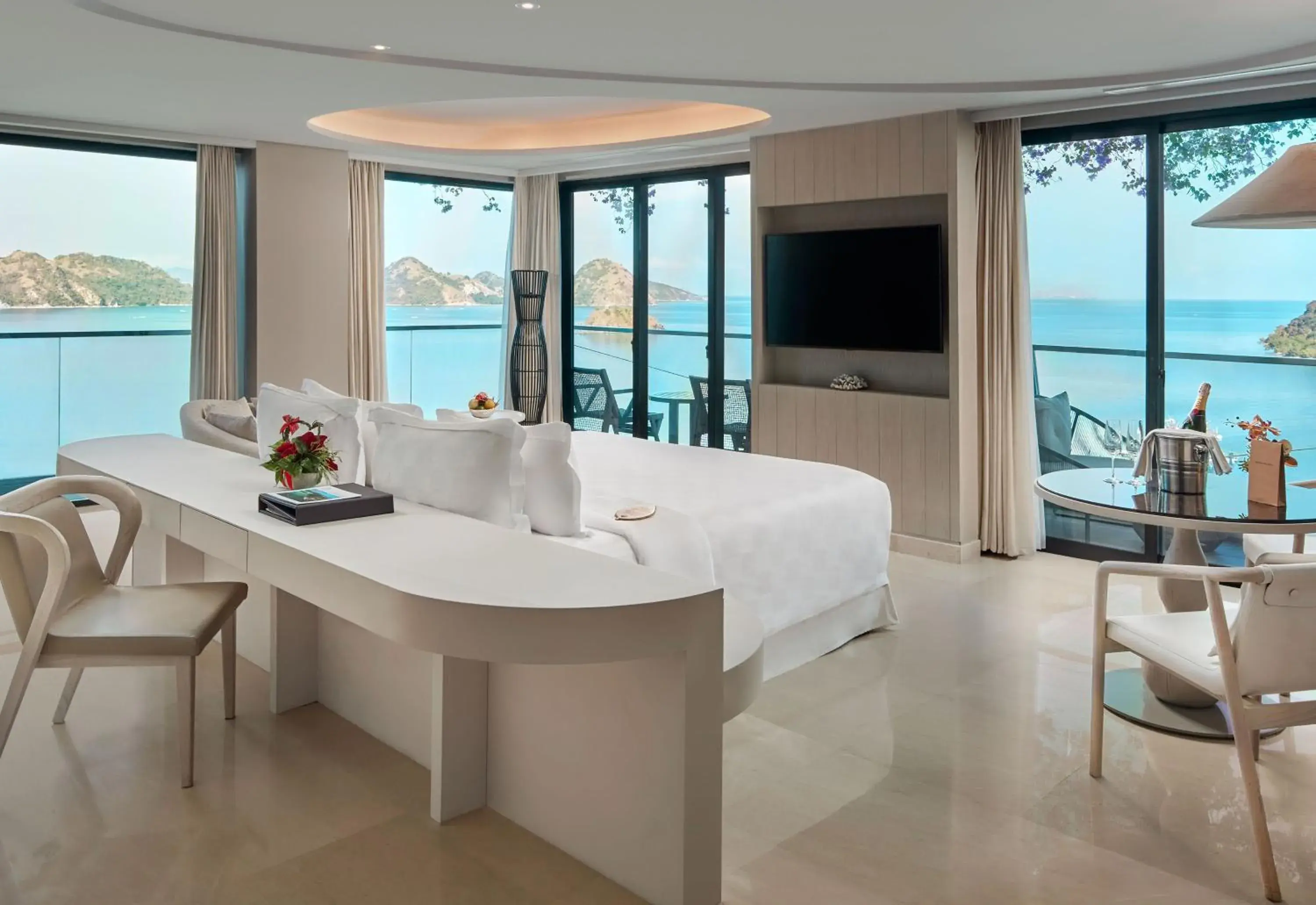 Ocean View Suite in AYANA Komodo Waecicu Beach Ocean View Suite in AYANA Komodo Waecicu Beach