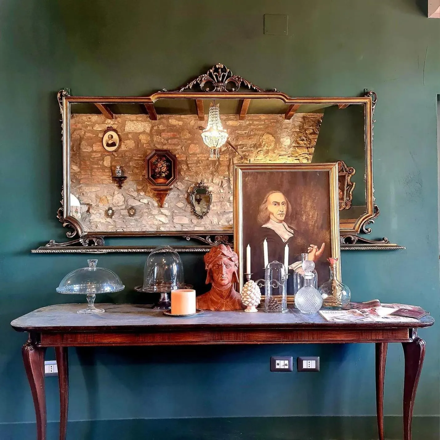 Communal lounge/ TV room in Il Pievano B&B