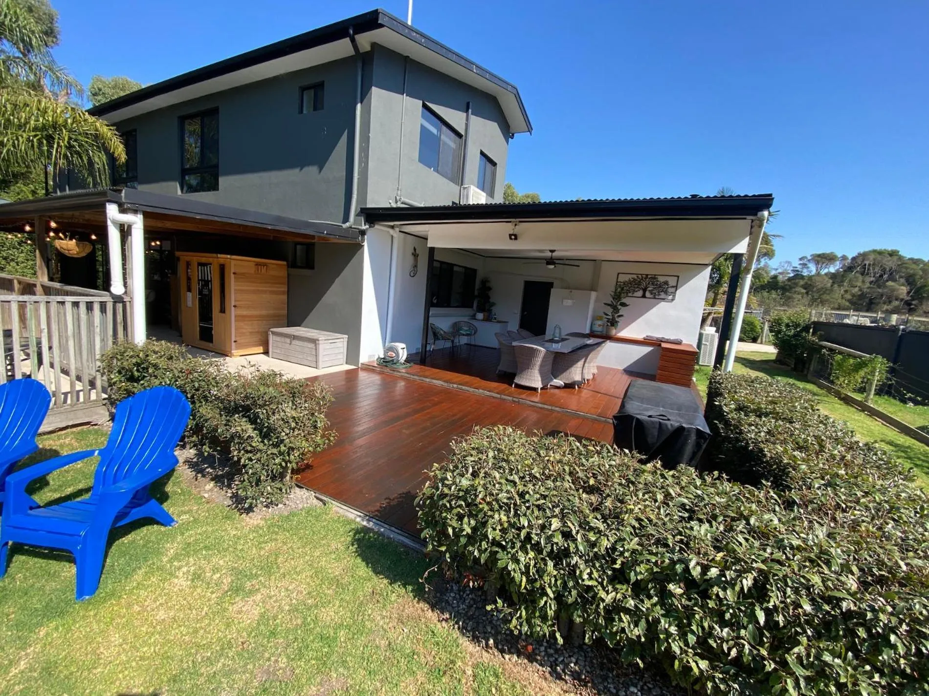 Property building in Elk Estate Luxury Holiday Home