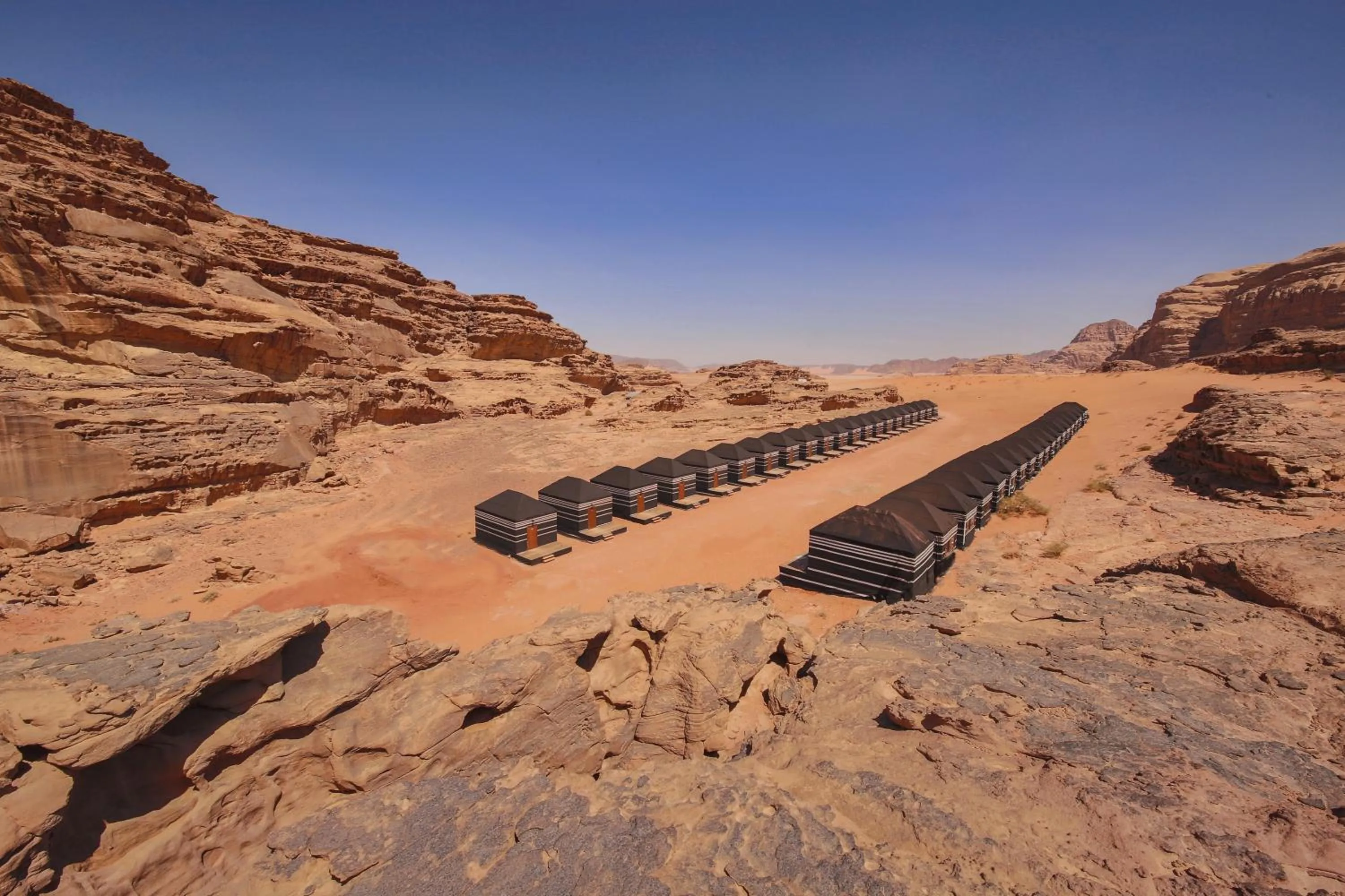 Day in Mazayen Rum Camp