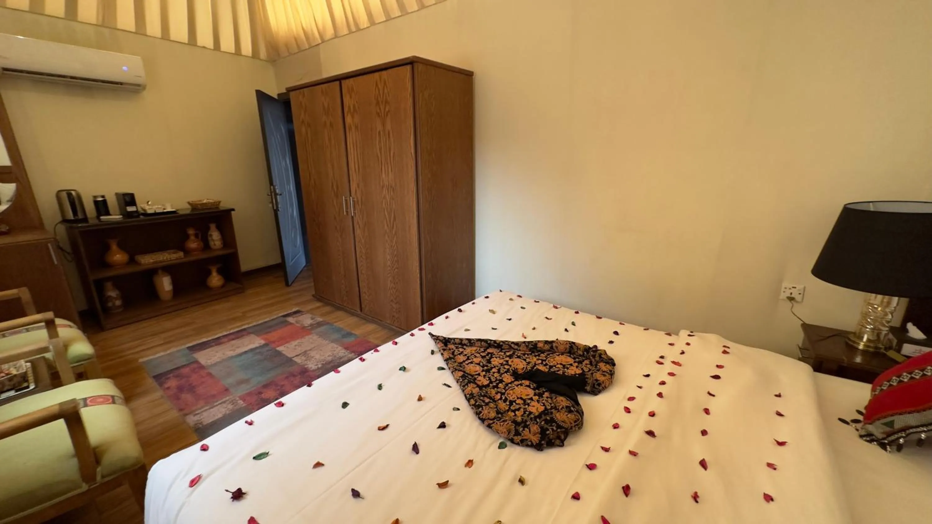 Photo of the whole room in Mazayen Rum Camp