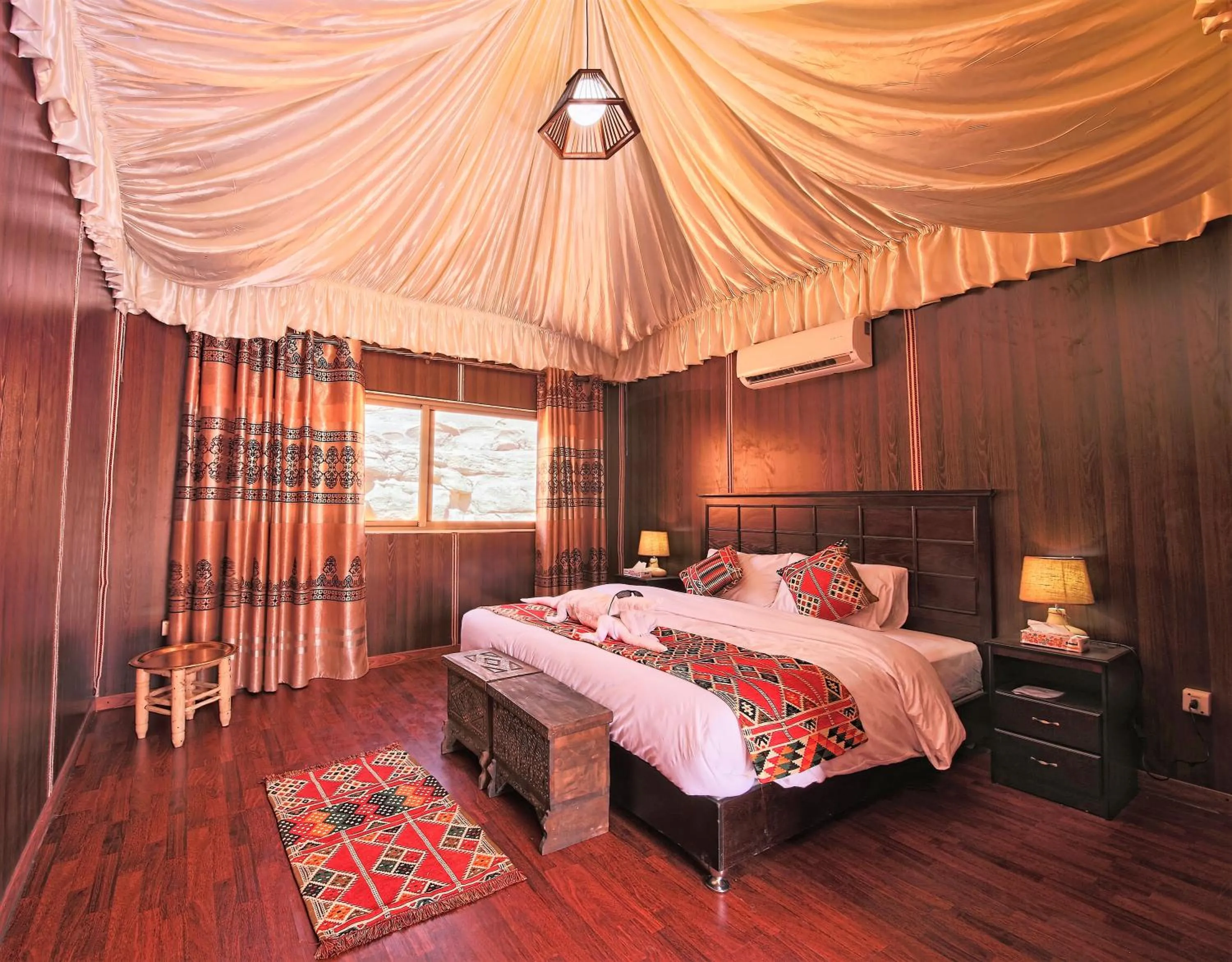 Bed in Mazayen Rum Camp