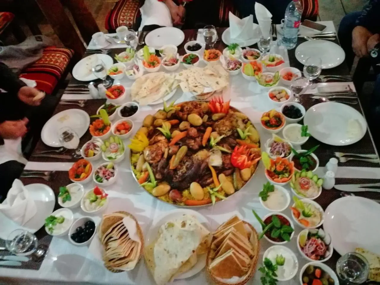 Food and drinks in Mazayen Rum Camp