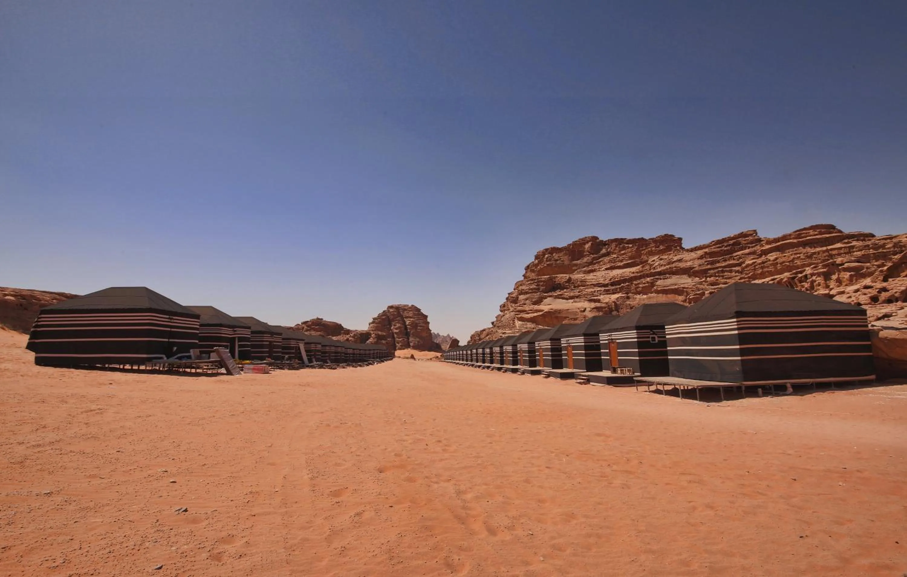 Facade/entrance in Mazayen Rum Camp