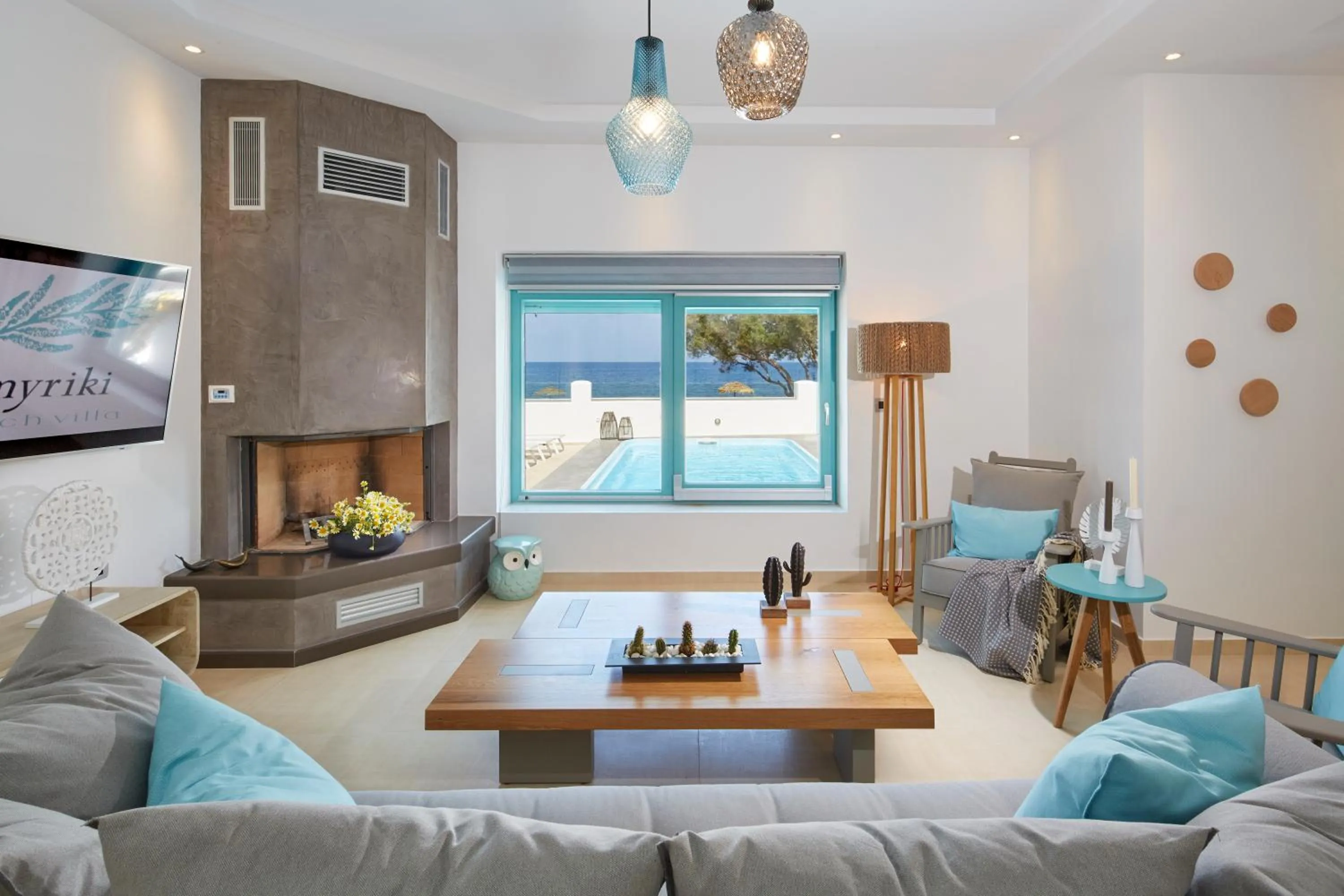 Time of day in Almyriki Beach Villa