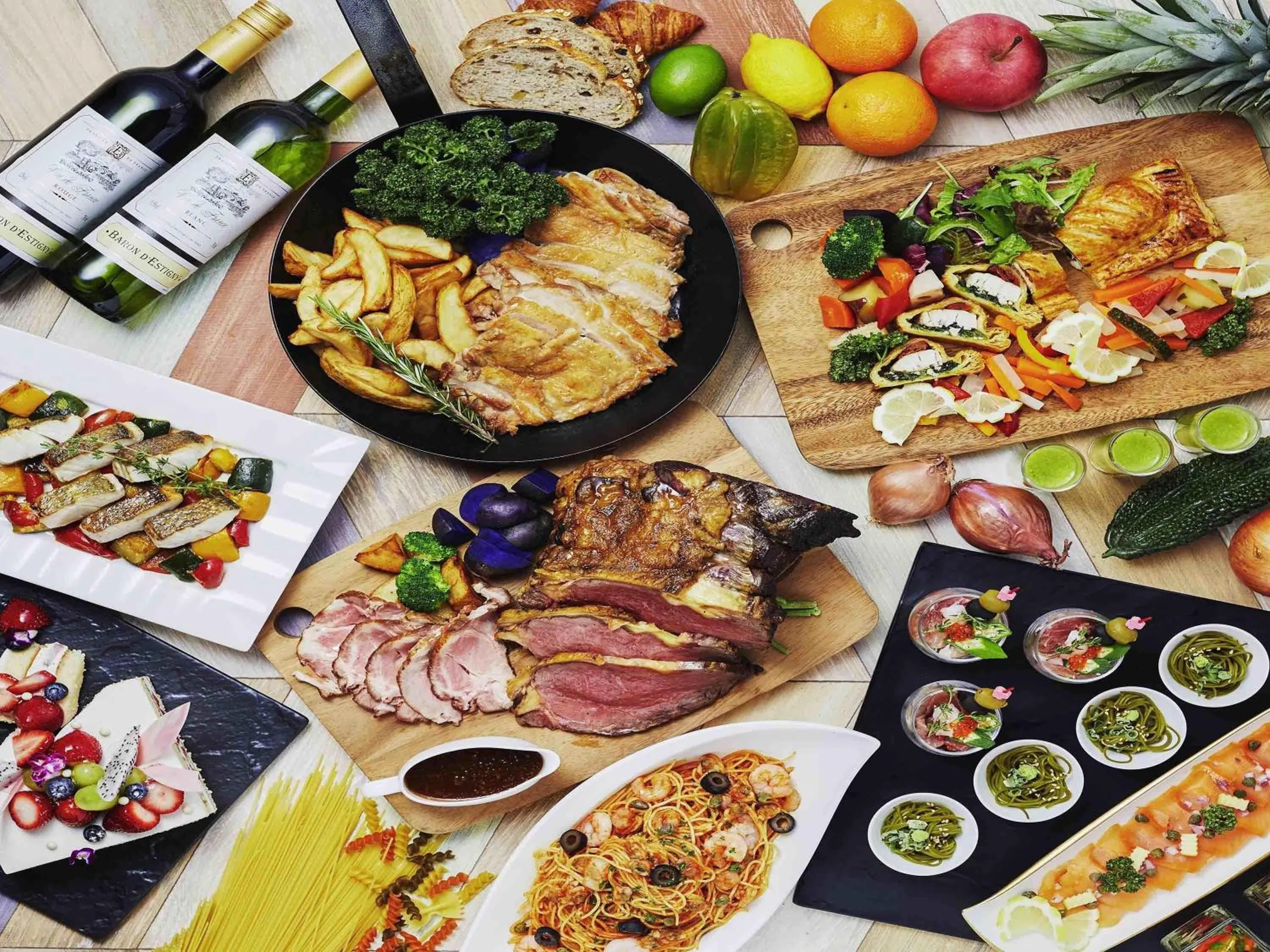 Restaurant/places to eat in Novotel Okinawa Naha