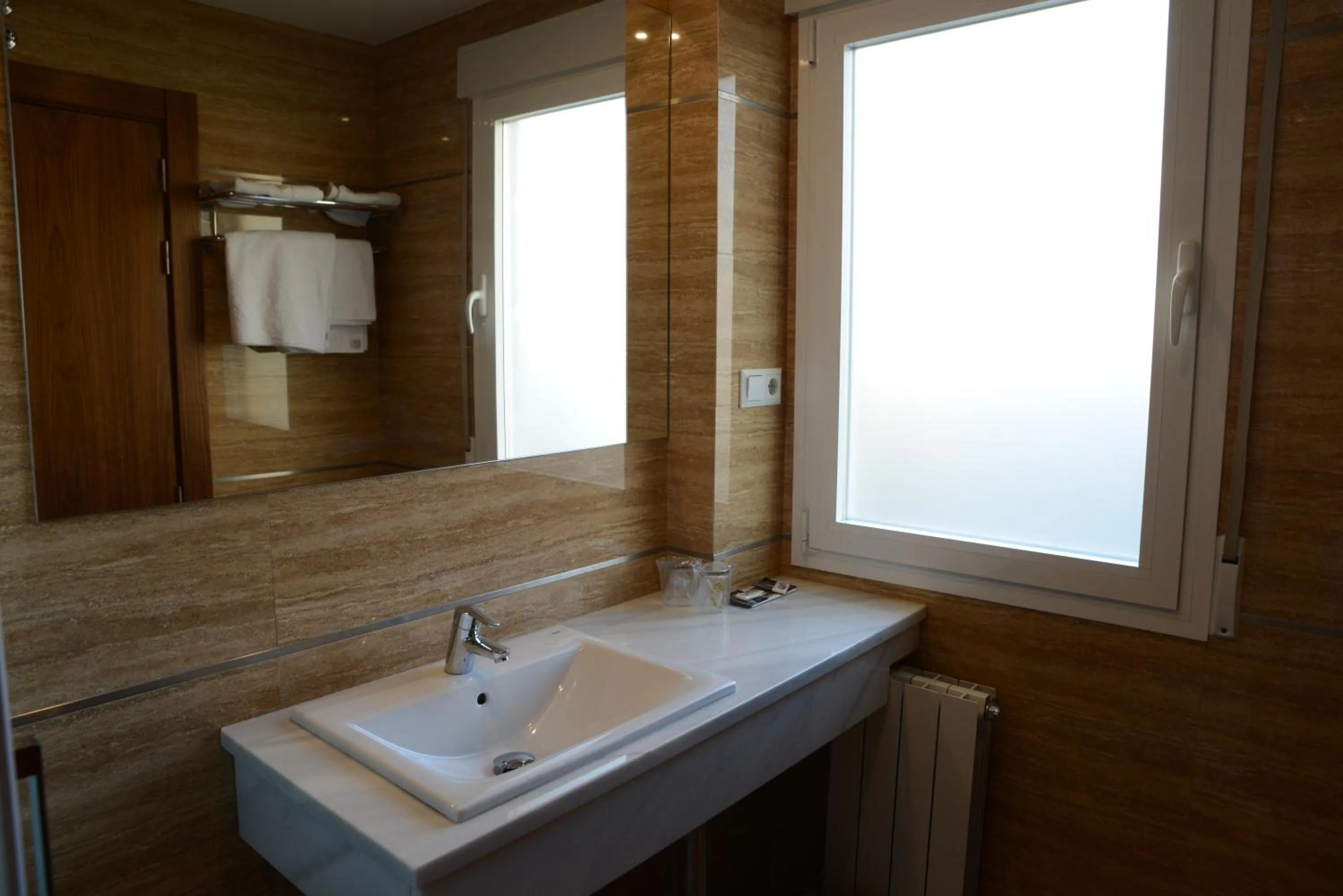 Bathroom in Hotel Escudero