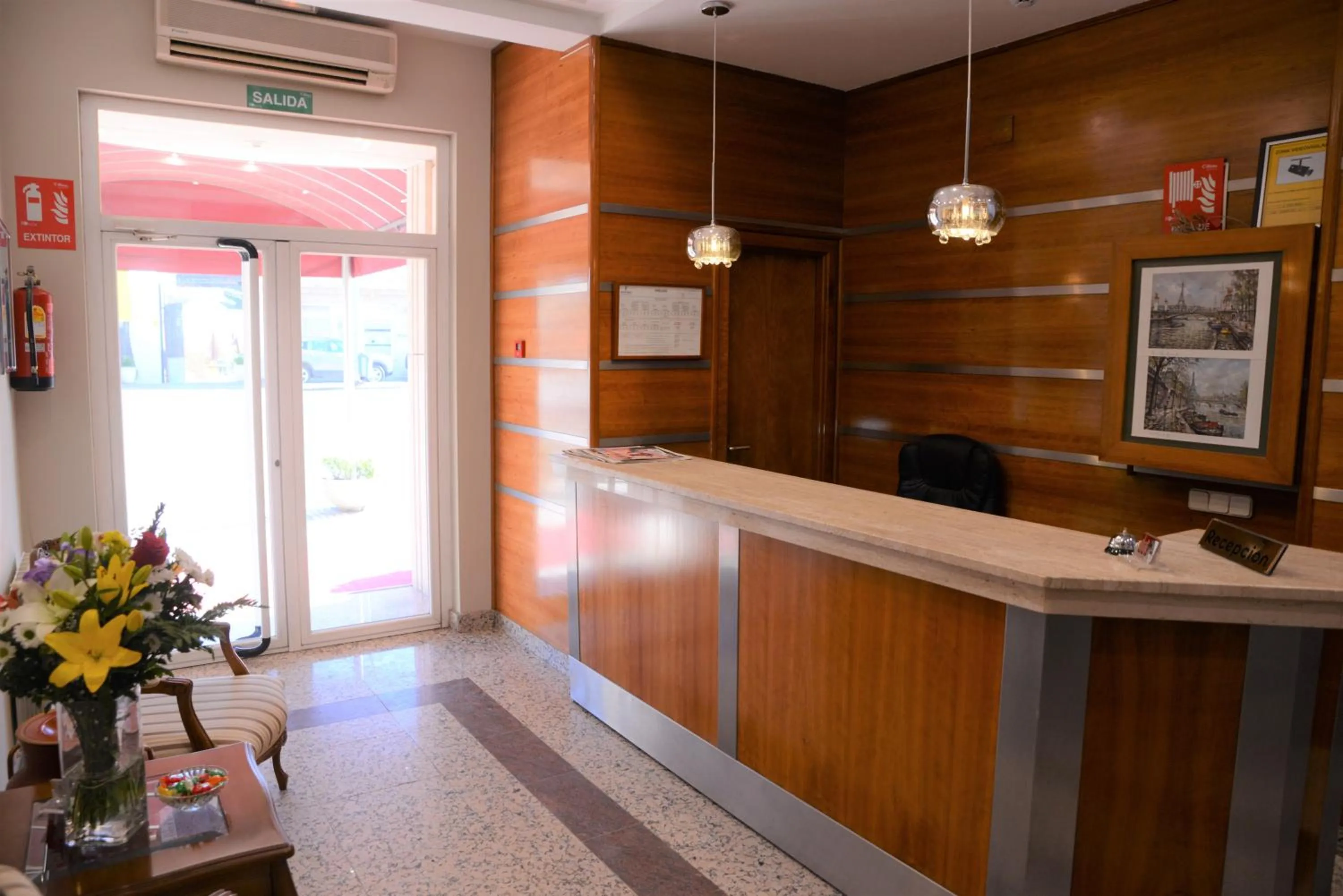 Lobby or reception in Hotel Escudero