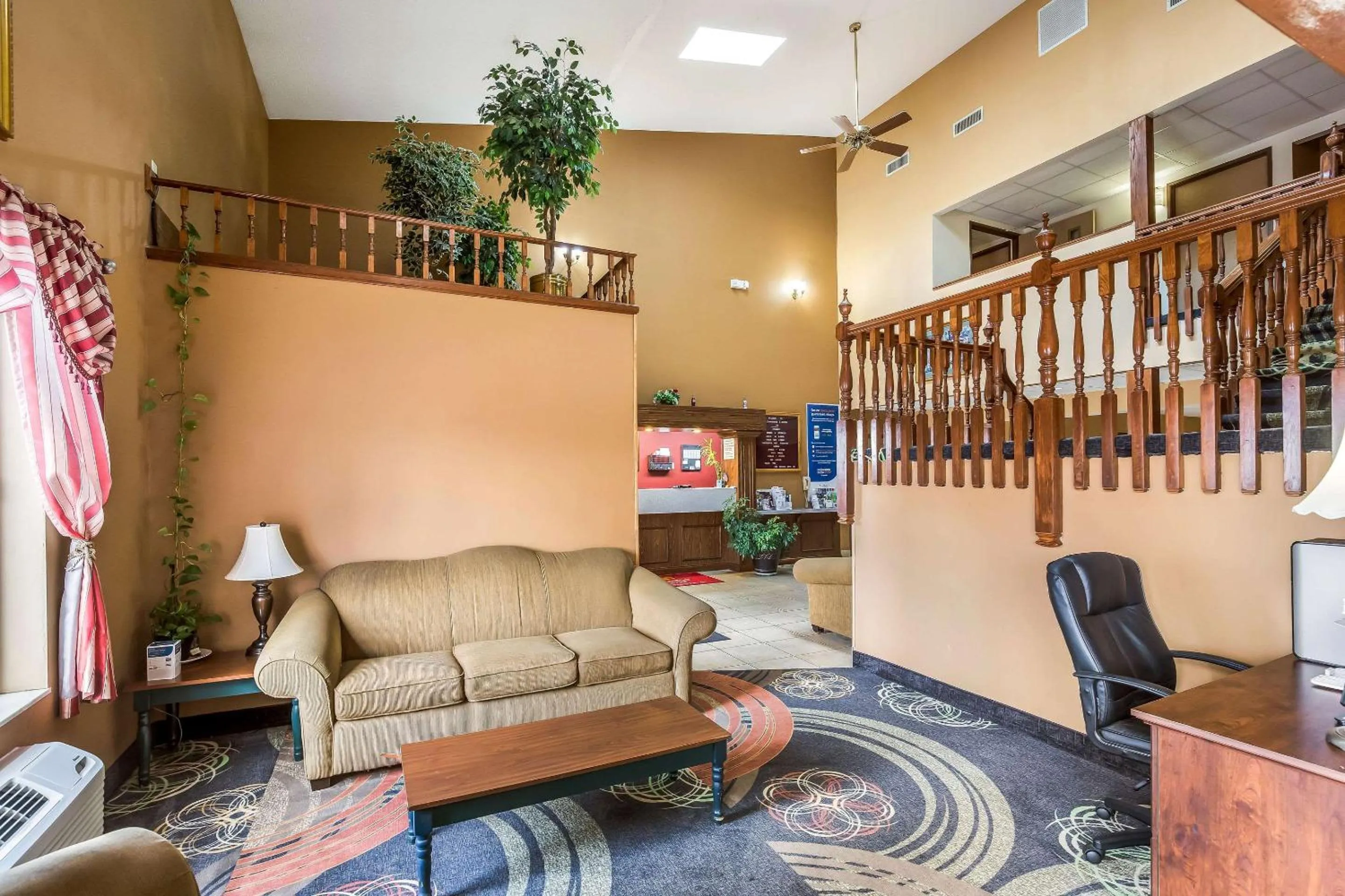 Lobby or reception in Econo Lodge Inn & Suites Fairview Heights St Louis