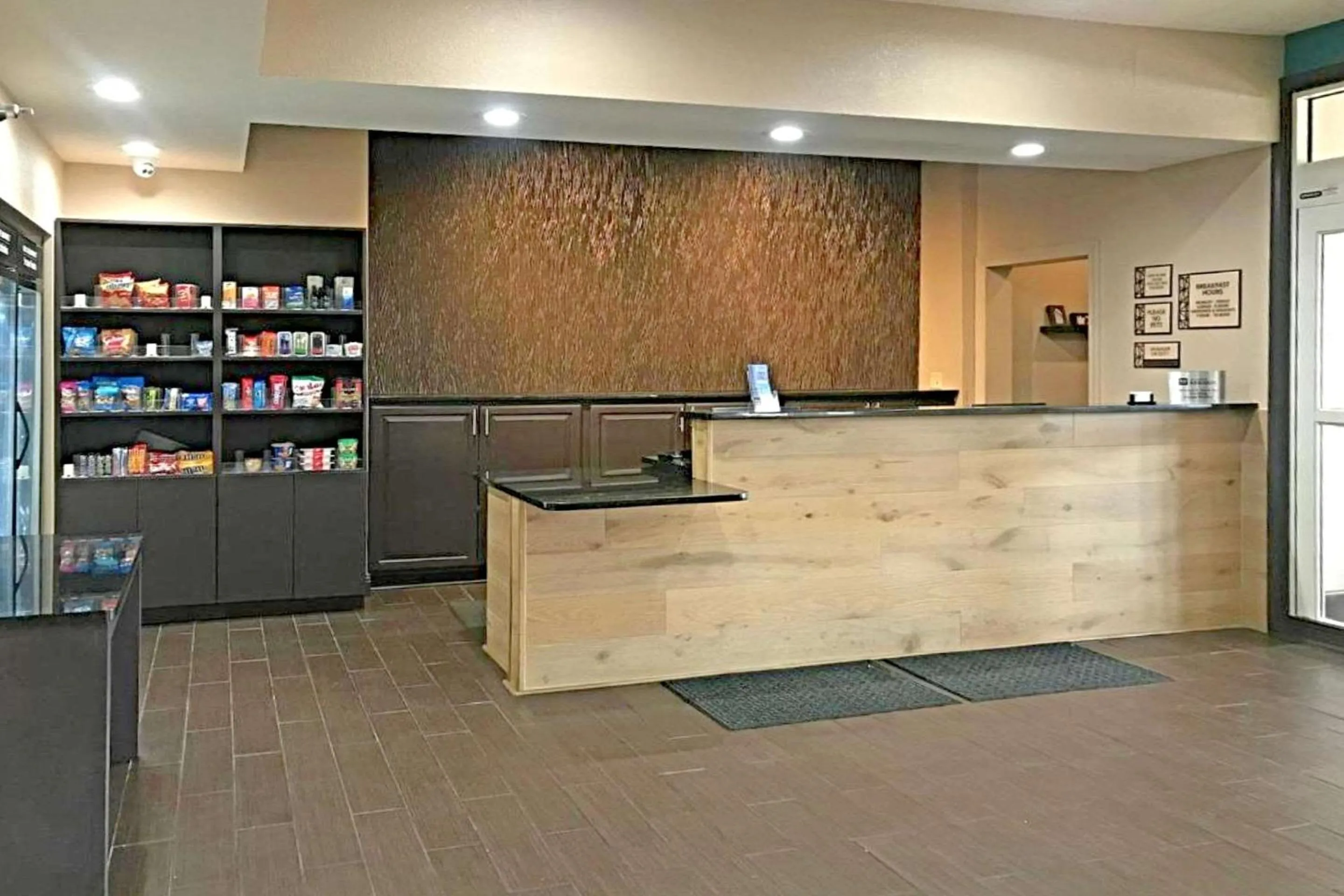 Lobby or reception in Rodeway Inn & Suites