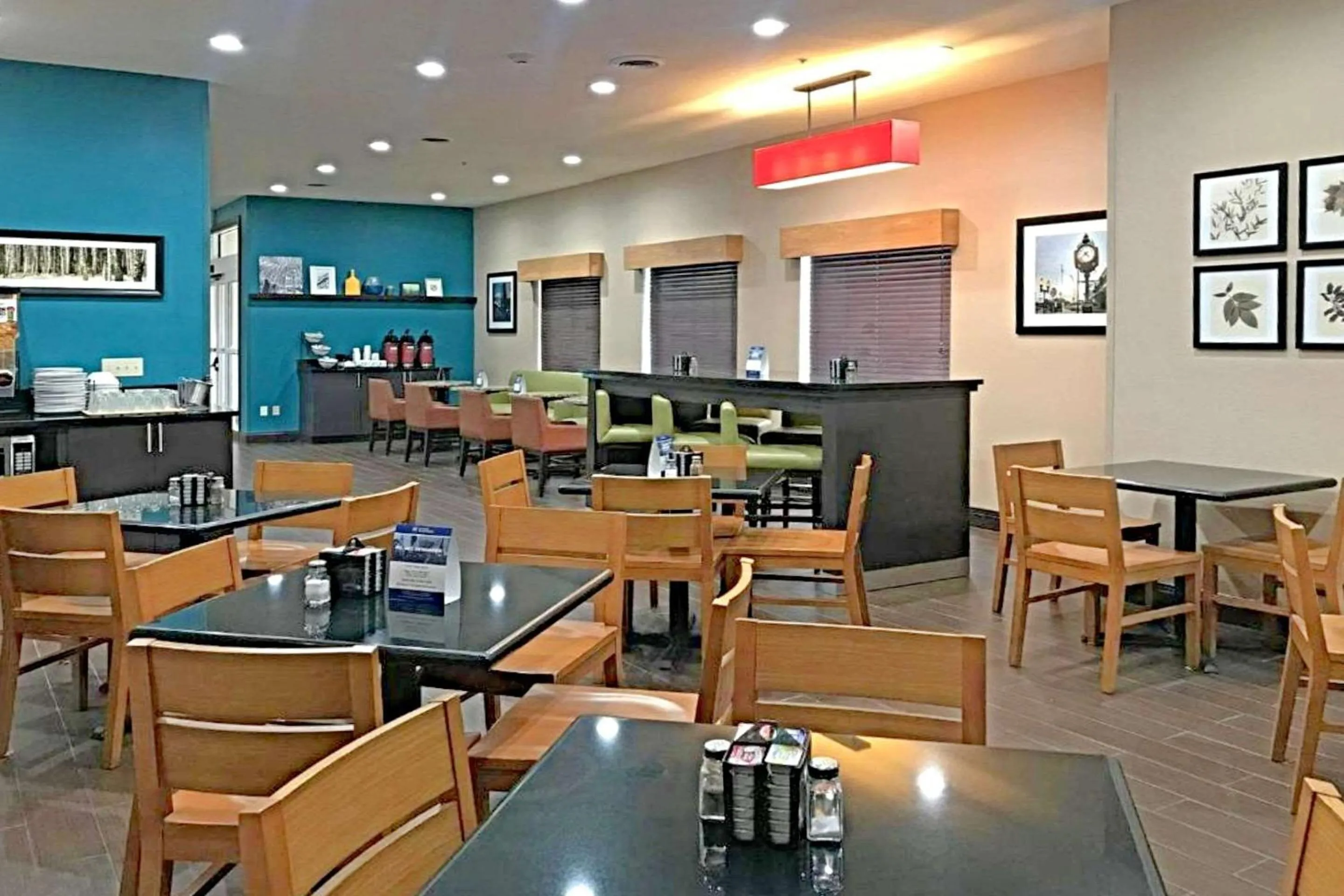 Restaurant/places to eat in Comfort Inn & Suites O'Fallon - St Louis Area