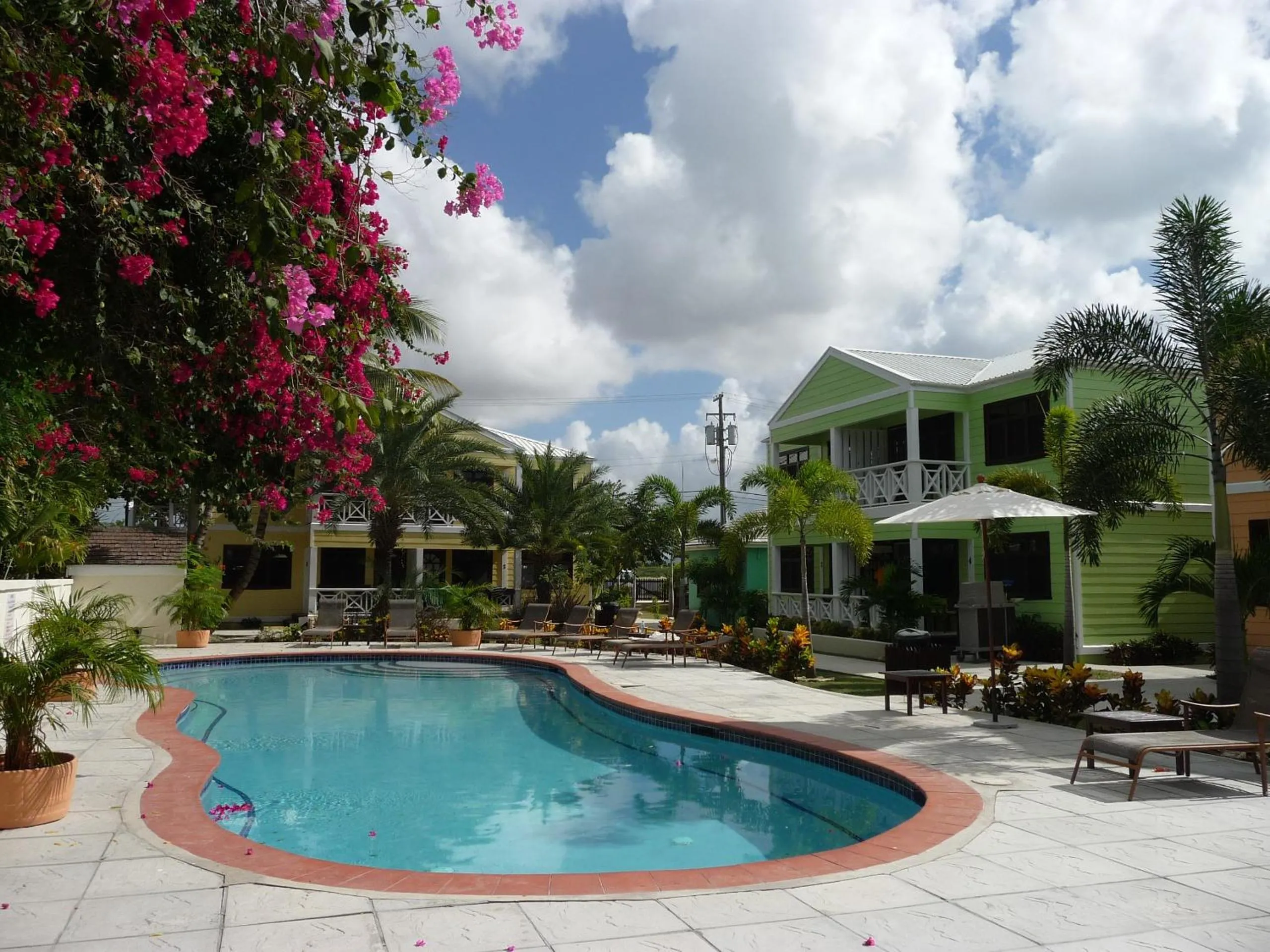 Swimming pool in Buccaneer Beach Club