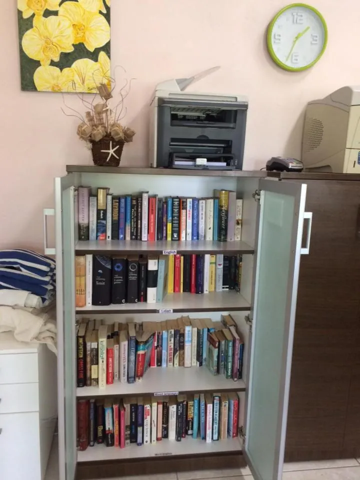 Library in Buccaneer Beach Club