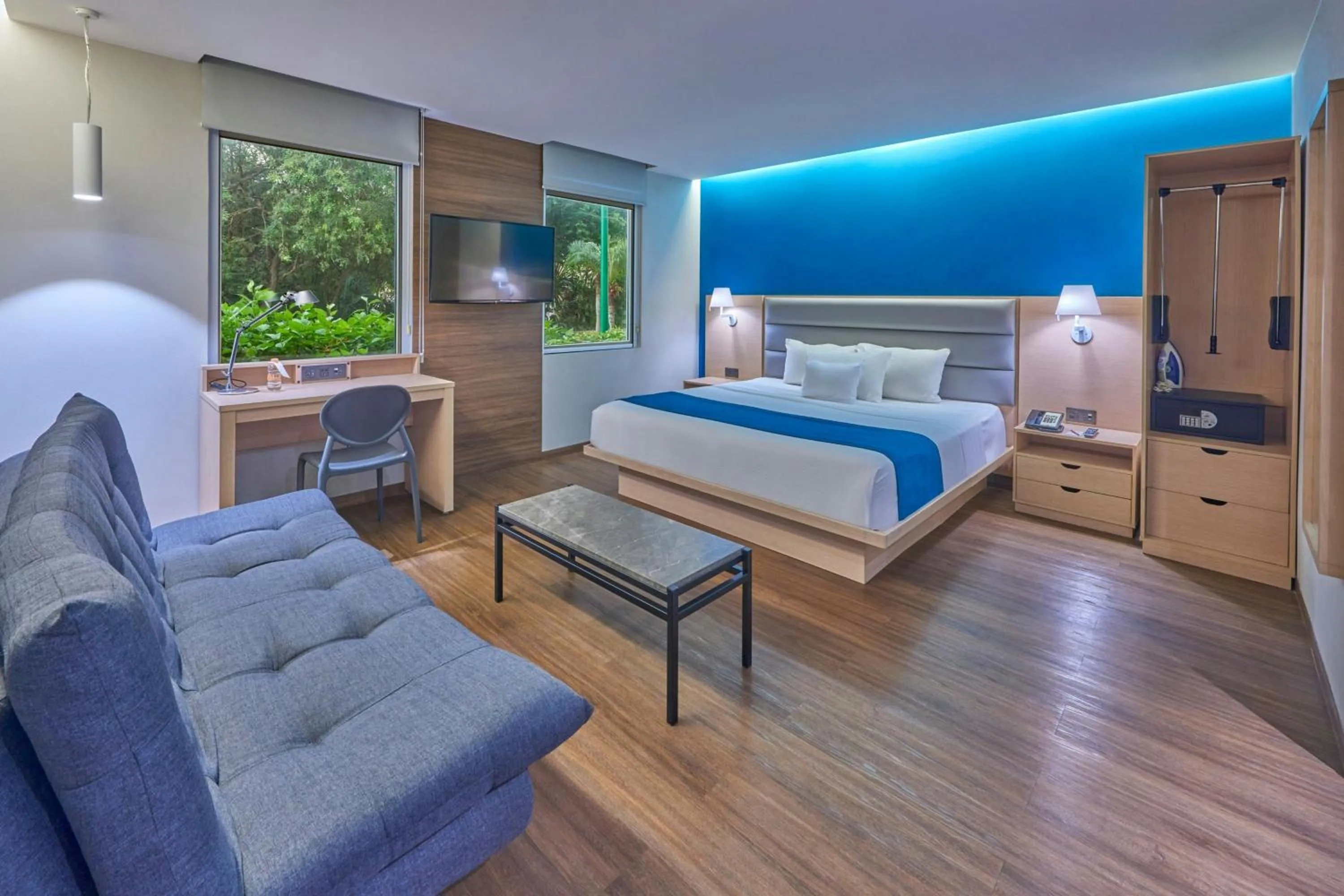Bedroom, Bed in City Express by Marriott Playa del Carmen