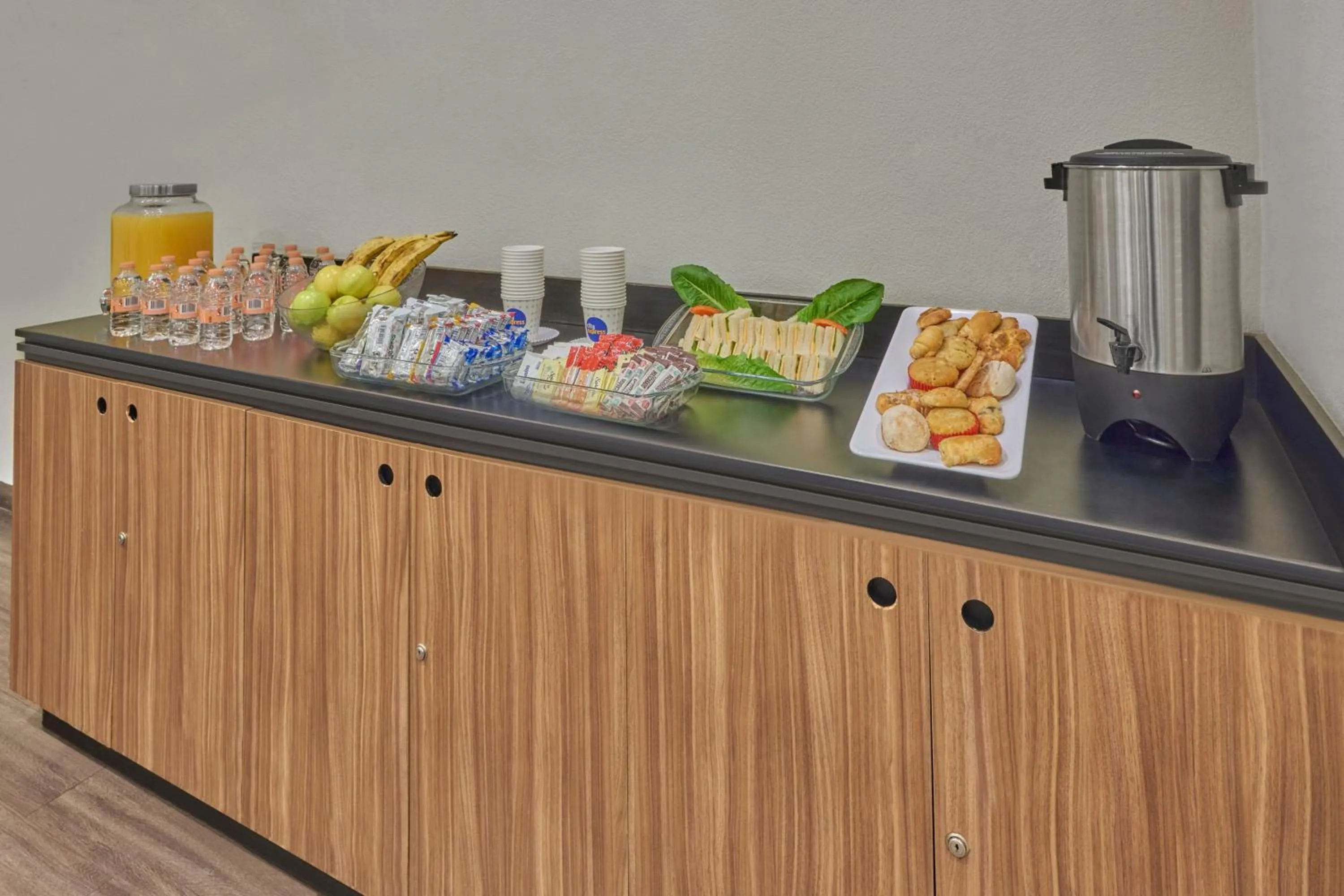 Meeting/conference room in City Express by Marriott Playa del Carmen