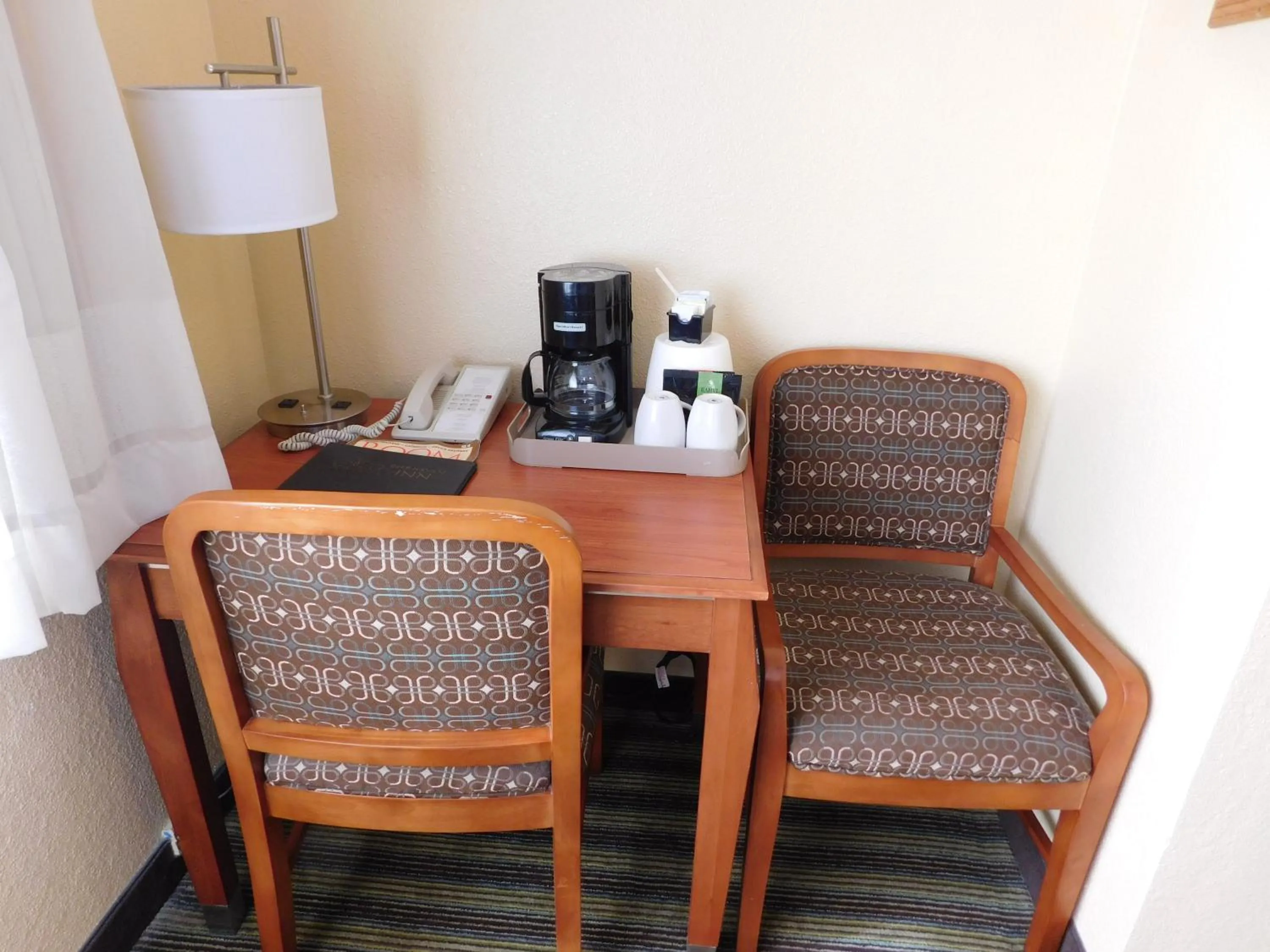 Area and facilities in Deer Haven Inn