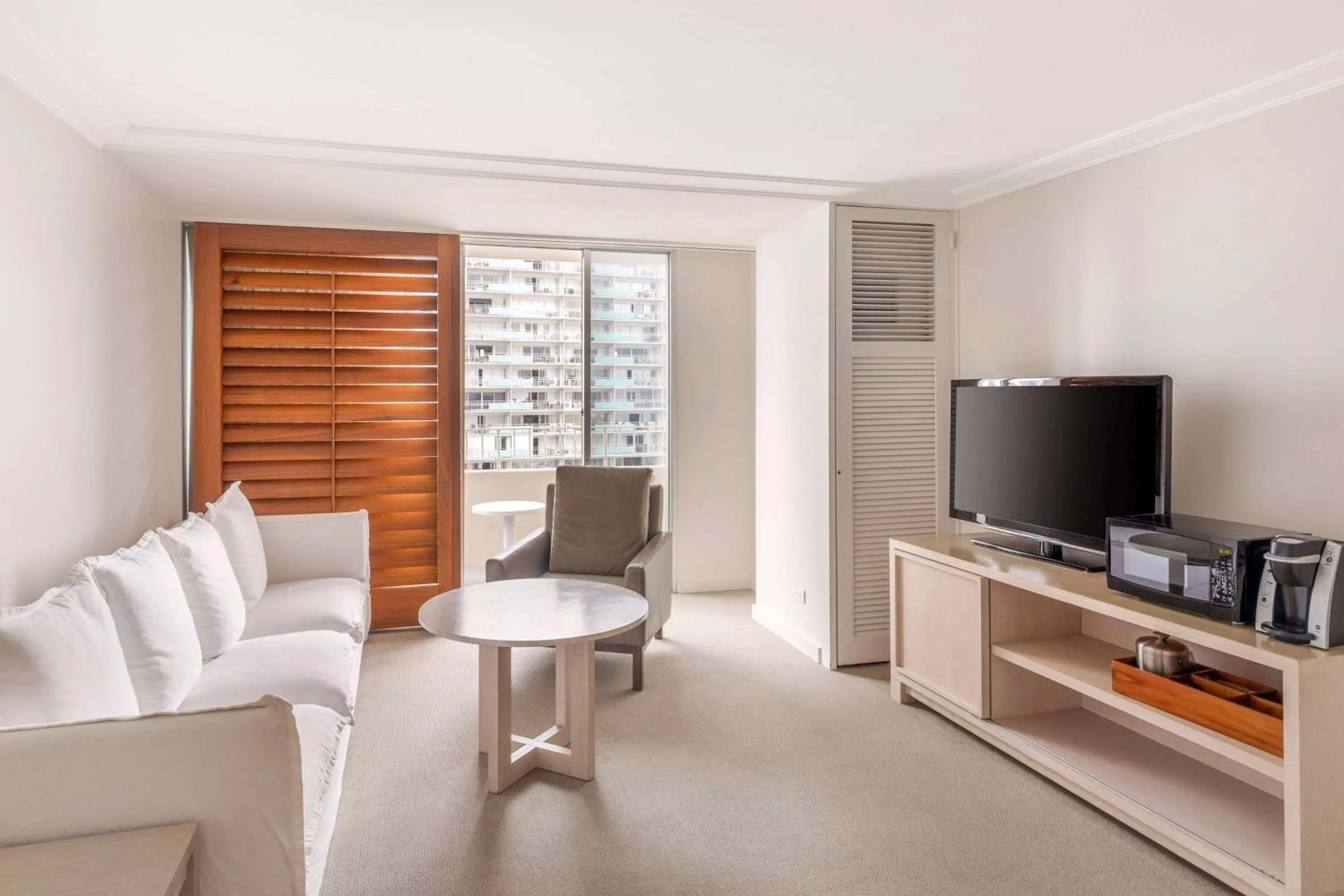 Living room in Hilton Vacation Club The Modern Honolulu