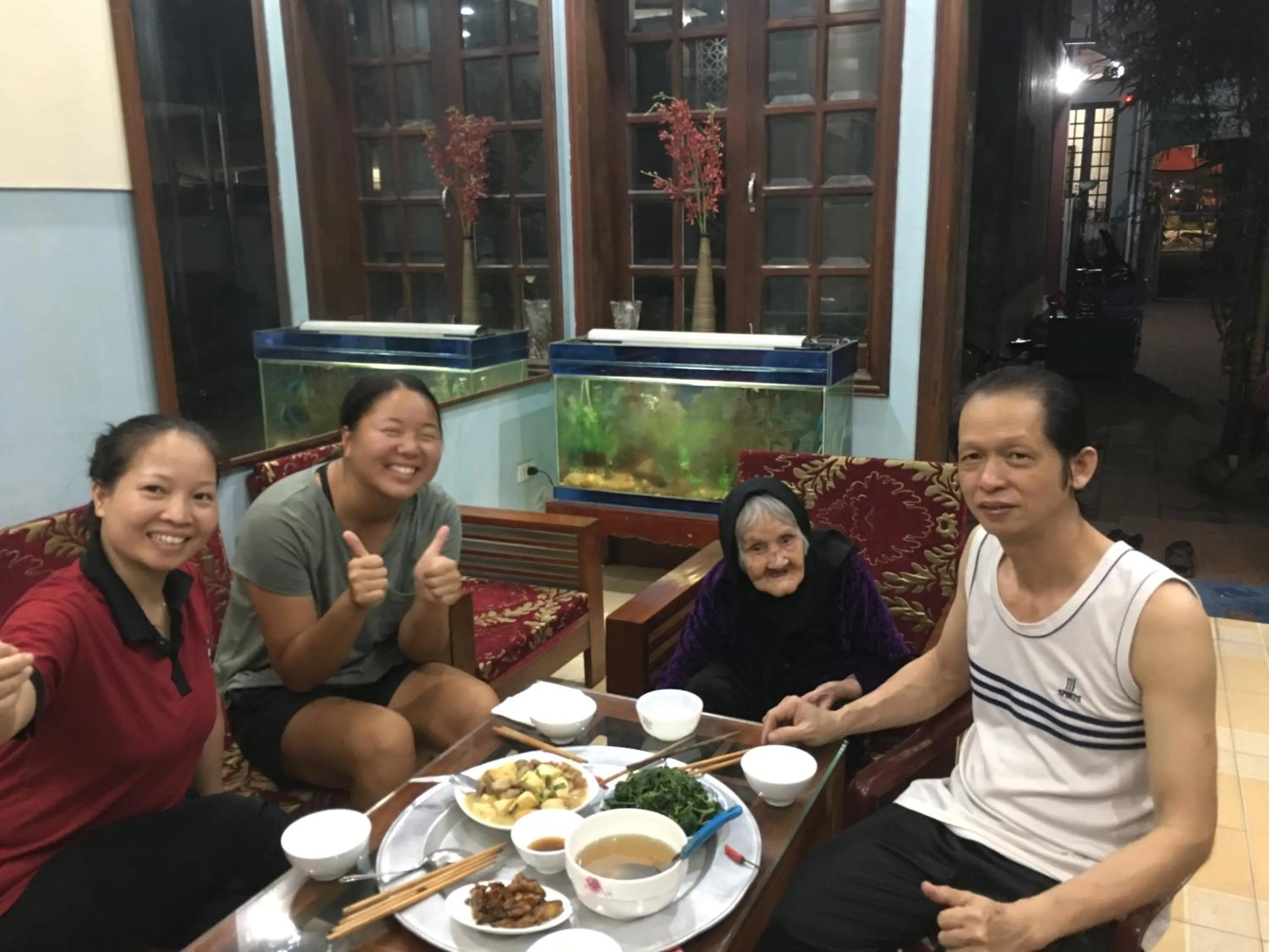 Restaurant/places to eat in Halo Bay Homestay