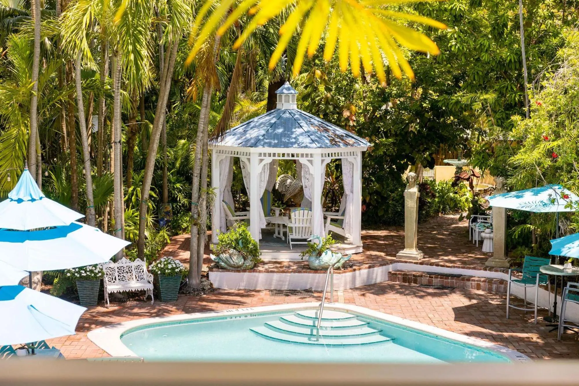 Balcony/Terrace in The Gardens Hotel