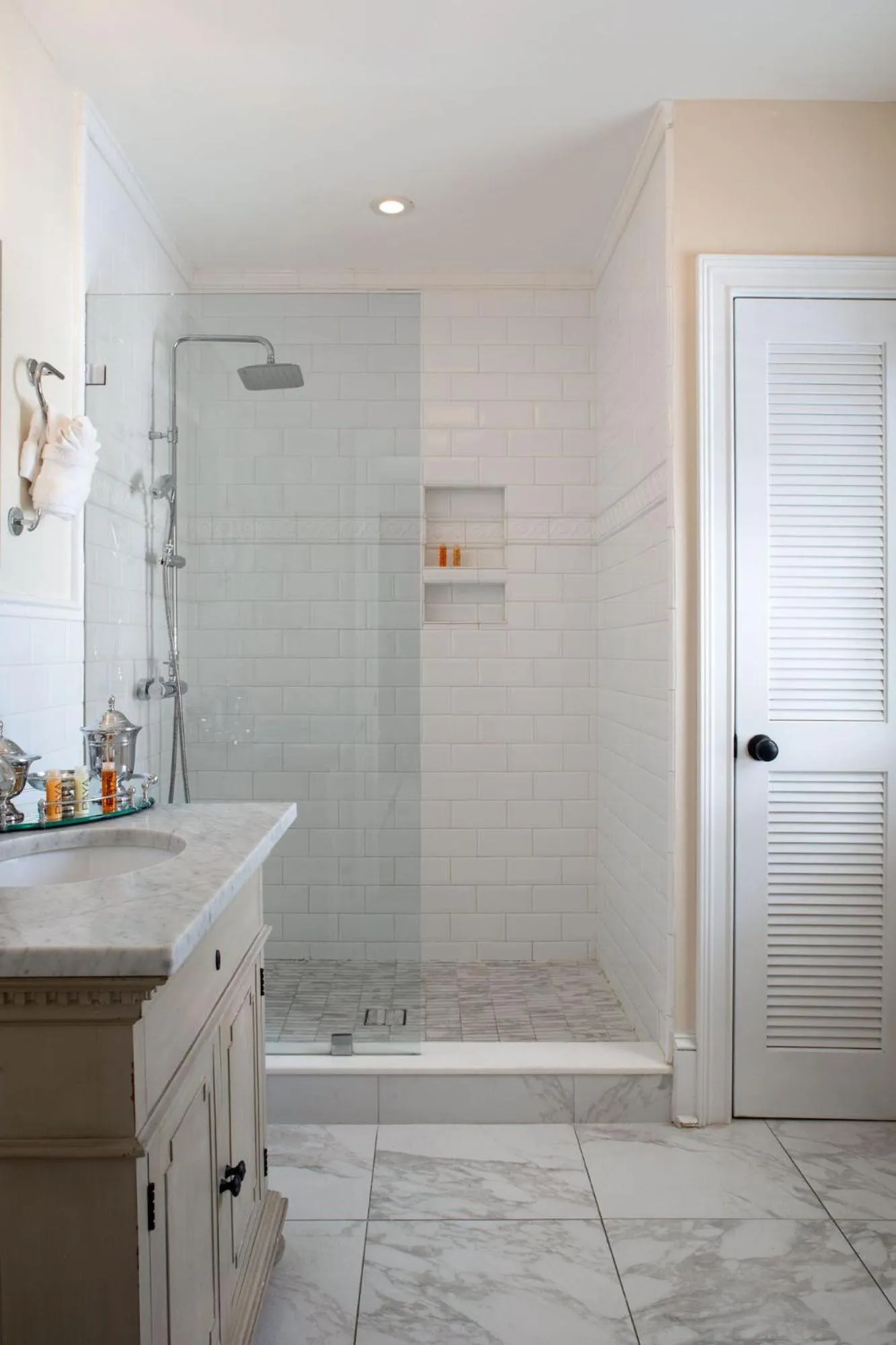 Bathroom in The Gardens Hotel