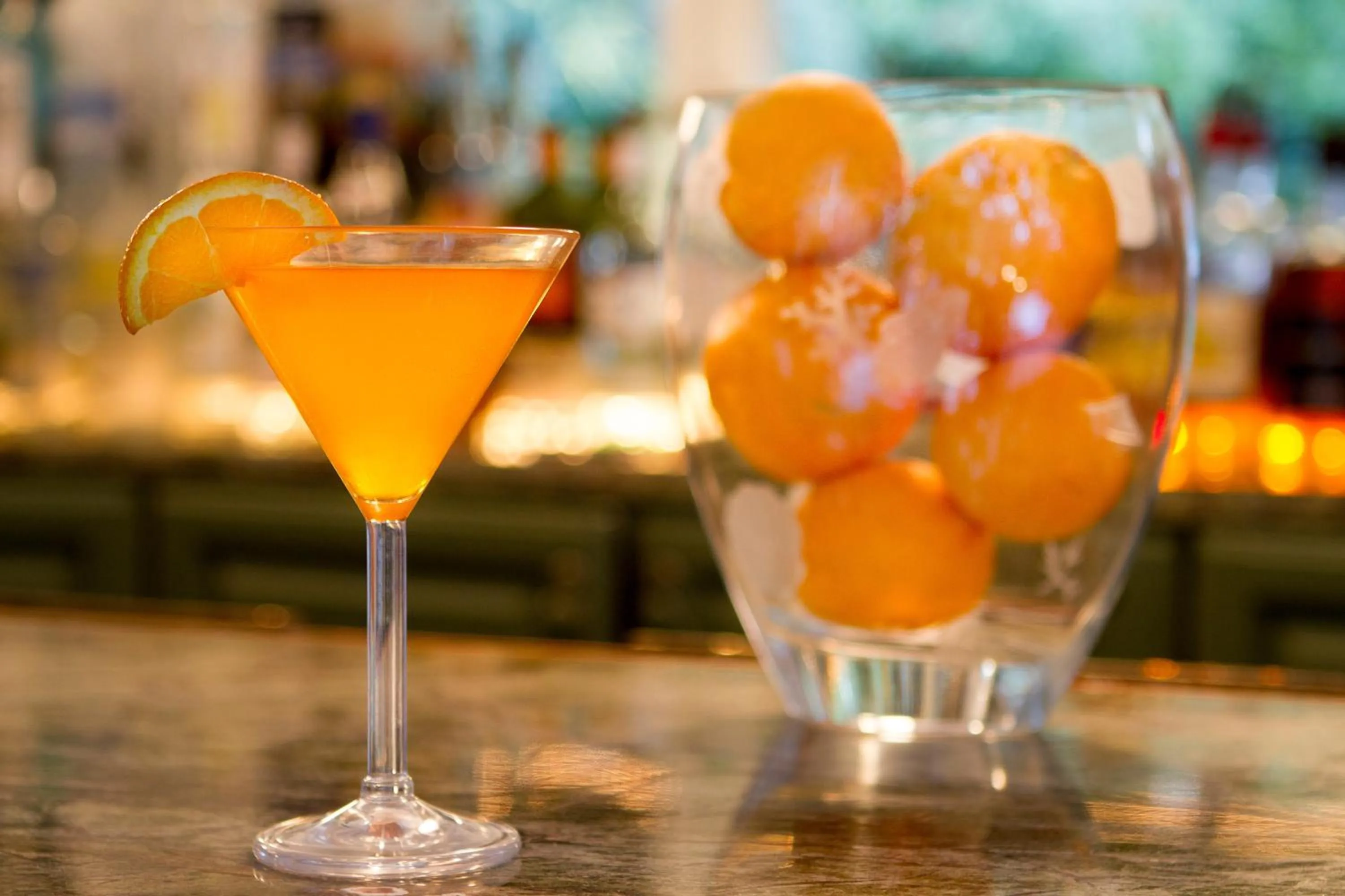 Food and drinks in The Gardens Hotel