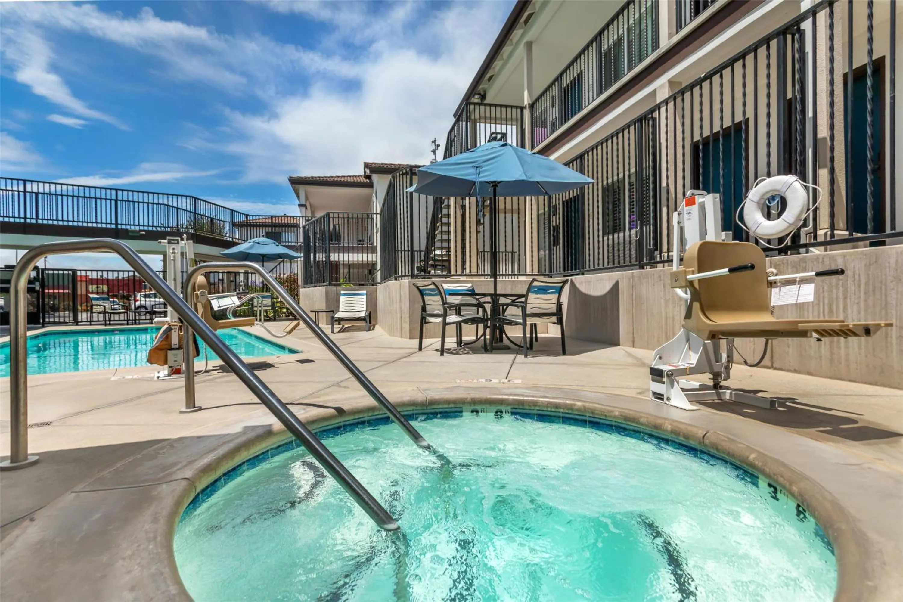 Pool view in Best Western Rose Garden Inn