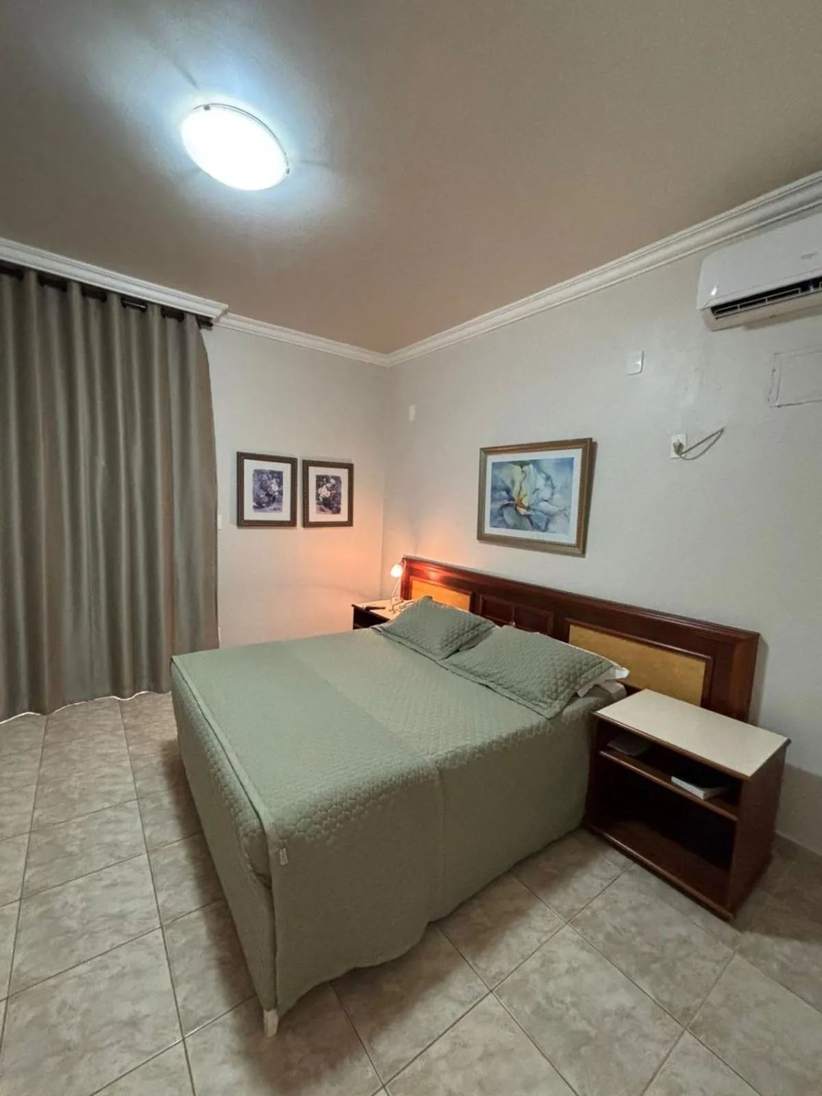 Photo of the whole room, Bed in Tamareiras Park Hotel