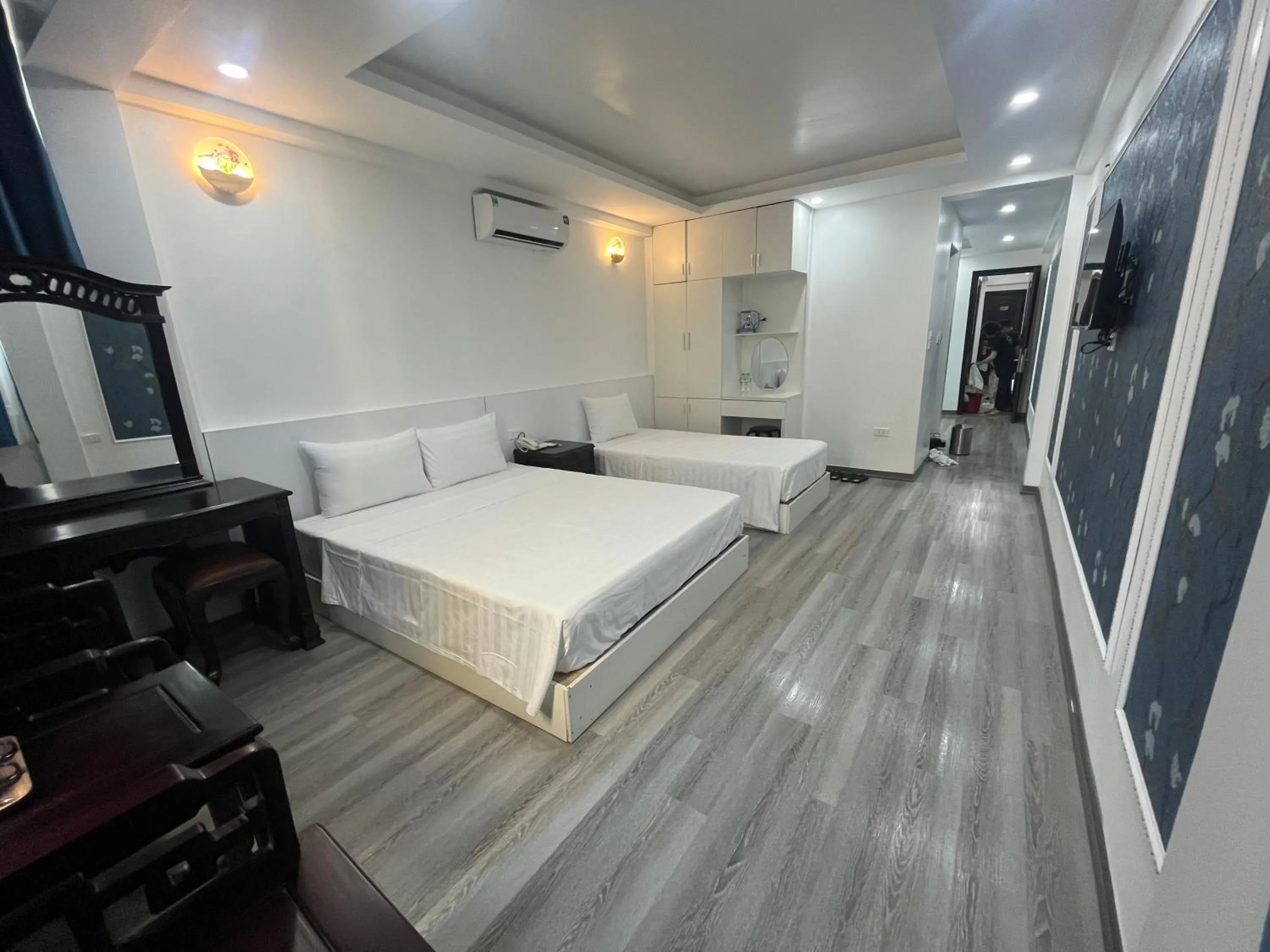 Bed in The Queen Hotel & Spa 2