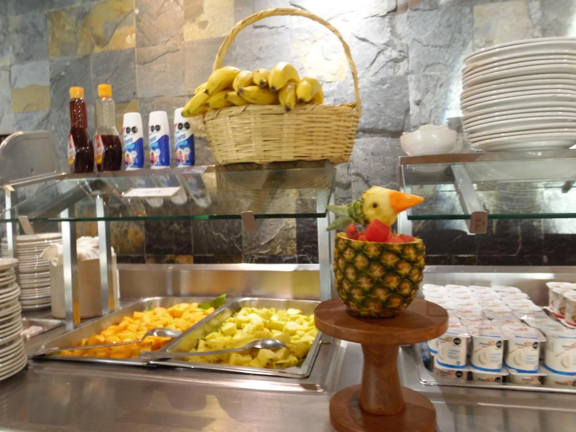Restaurant/places to eat in Quality Inn Mazatlan