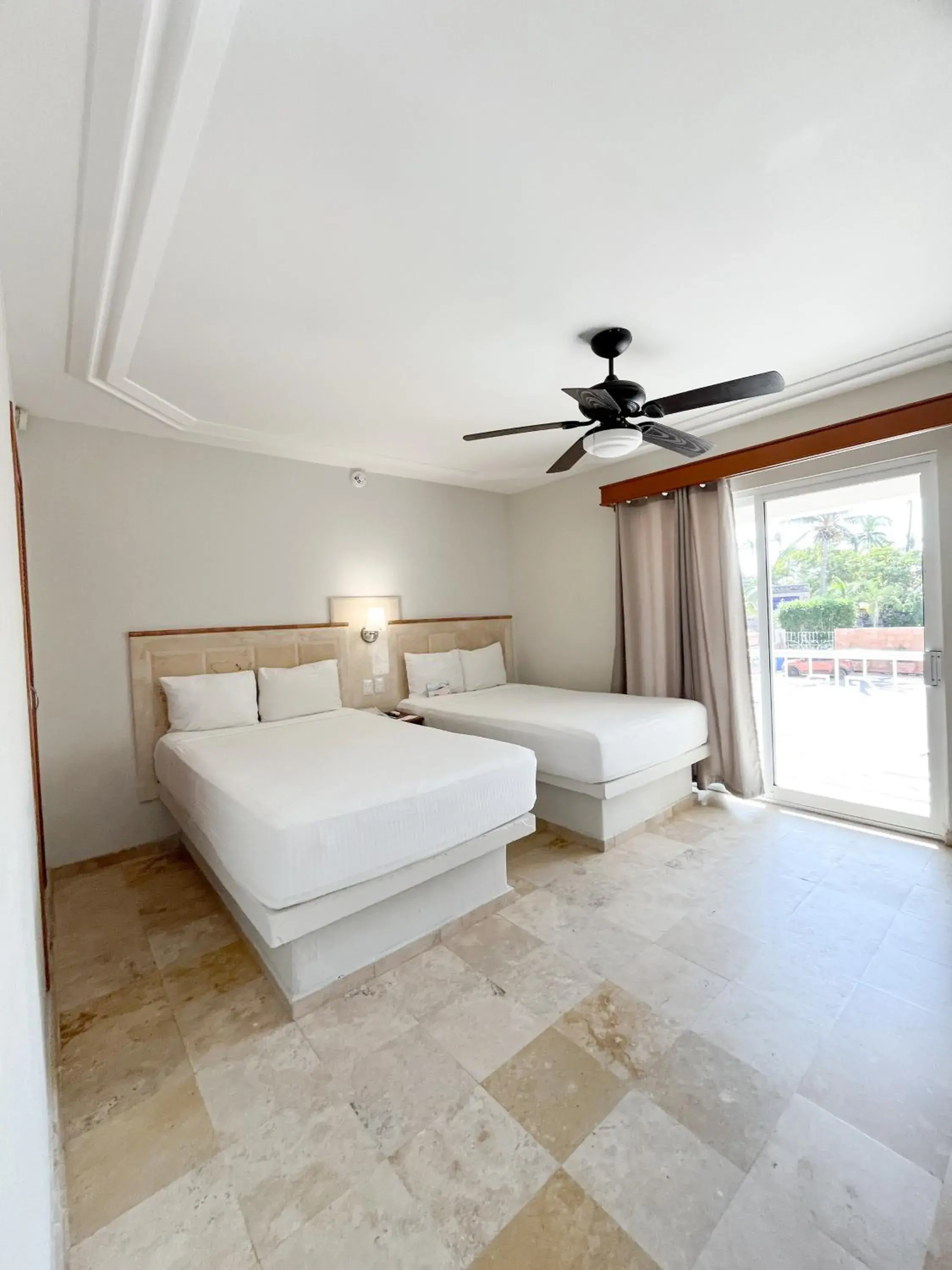 Two Double Beds - With Balcony in Quality Inn Mazatlan Two Double Beds - With Balcony in Quality Inn Mazatlan