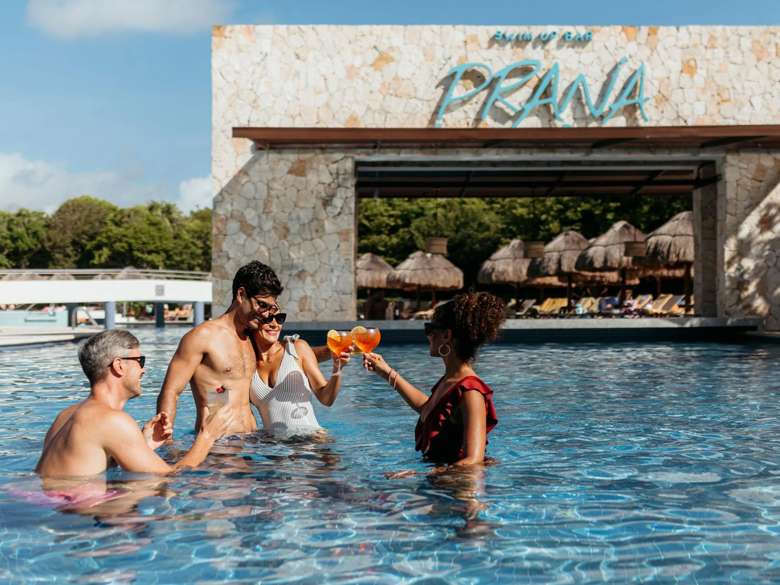 Swimming pool in Grand Sirenis Riviera Maya Resort & Spa All Inclusive