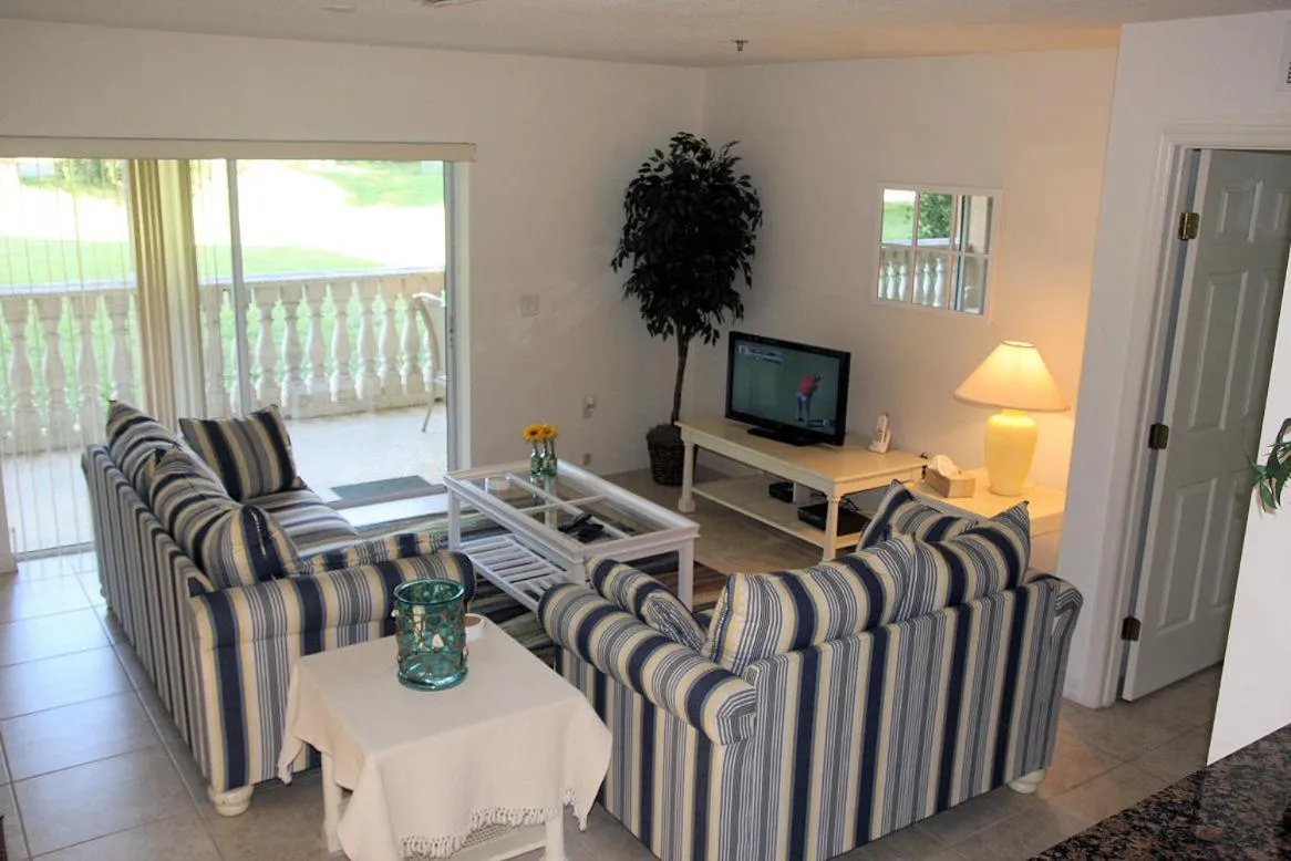 Day in Lakeside Vacations